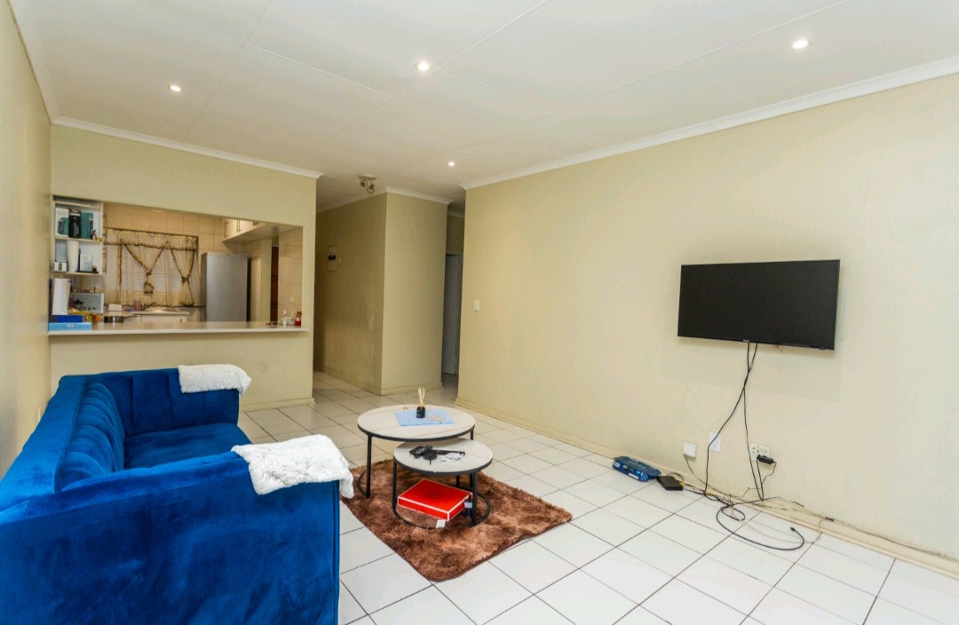 2 Bedroom Property for Sale in Vorna Valley Gauteng