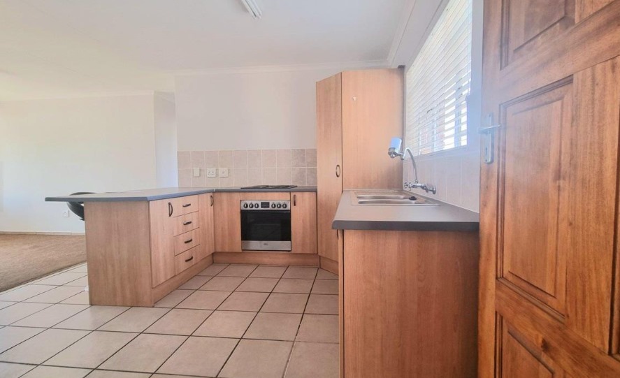 2 Bedroom Property for Sale in Noordwyk Gauteng