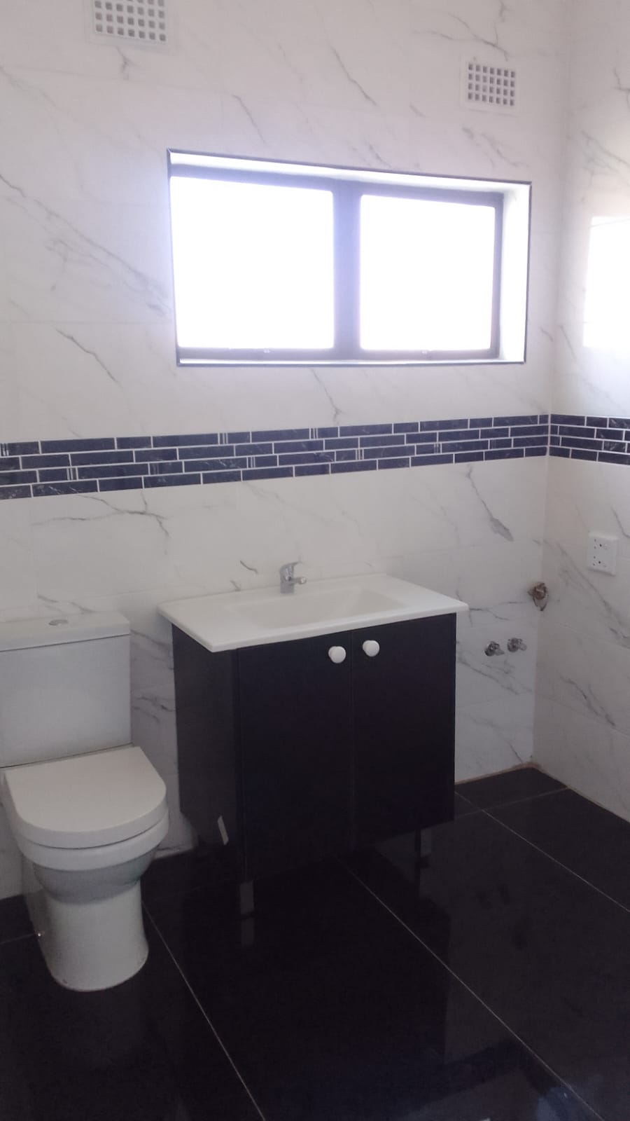 To Let 2 Bedroom Property for Rent in Croydon Gauteng