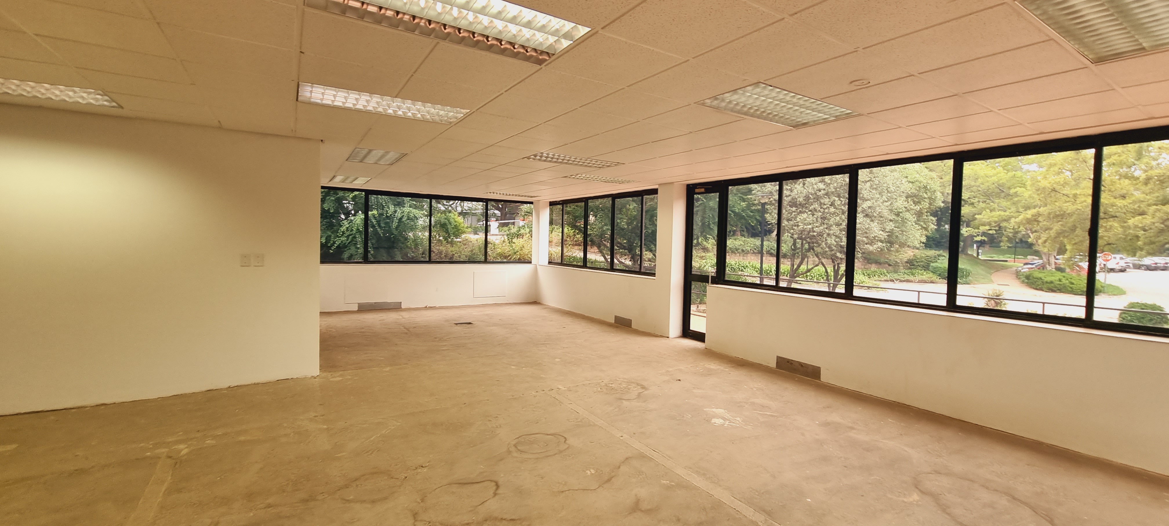 To Let commercial Property for Rent in Woodmead Gauteng