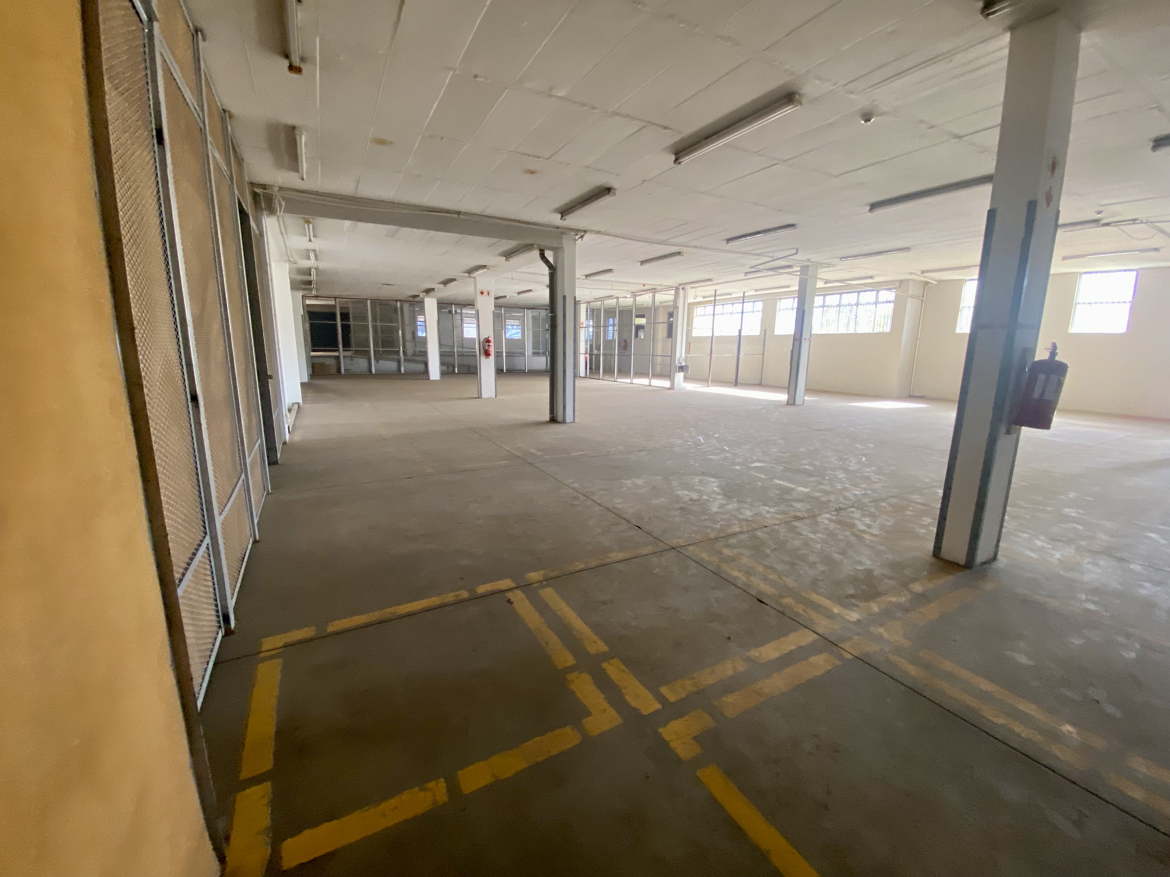 To Let commercial Property for Rent in Randjespark Gauteng