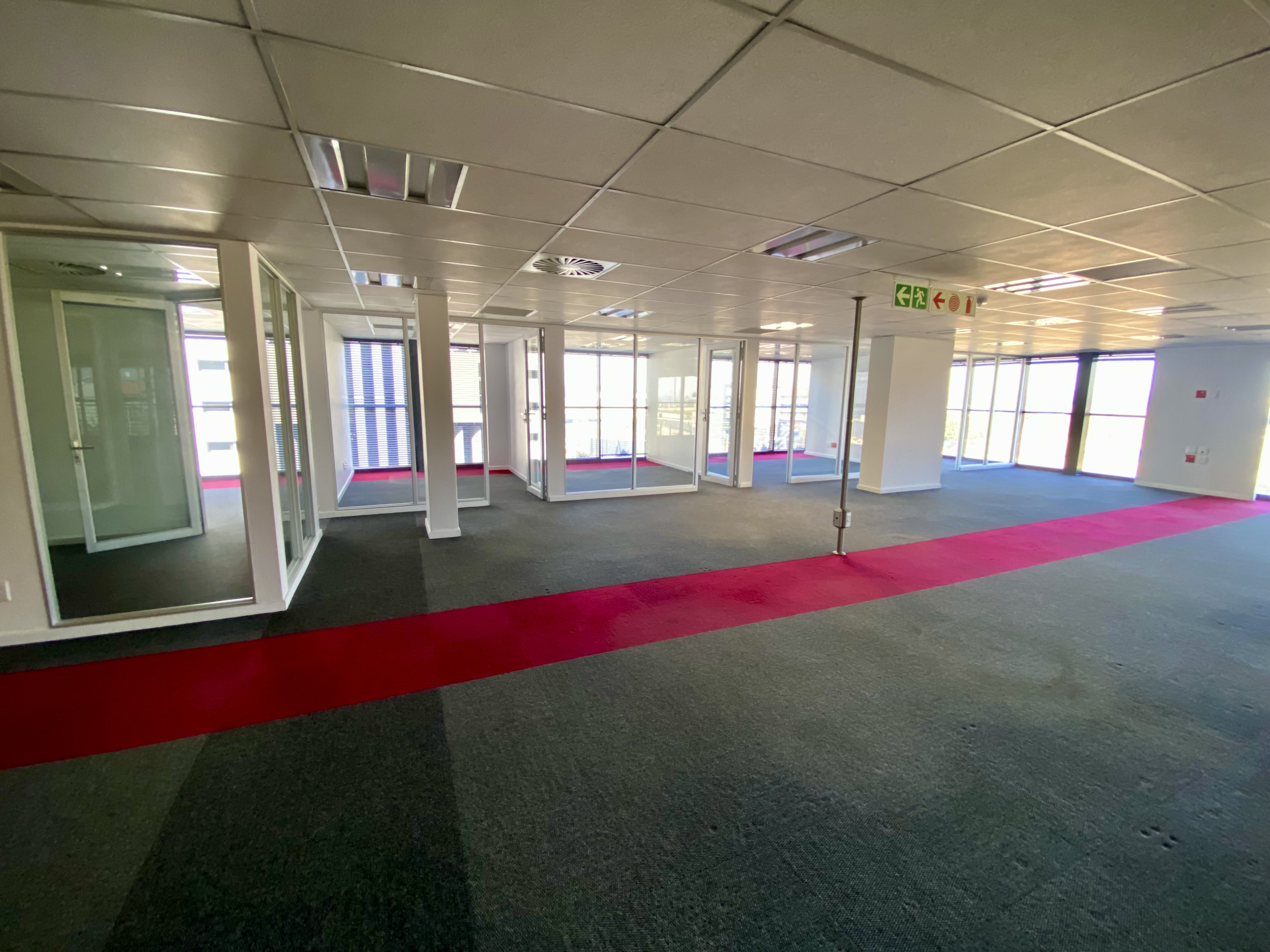 To Let commercial Property for Rent in Vorna Valley Gauteng