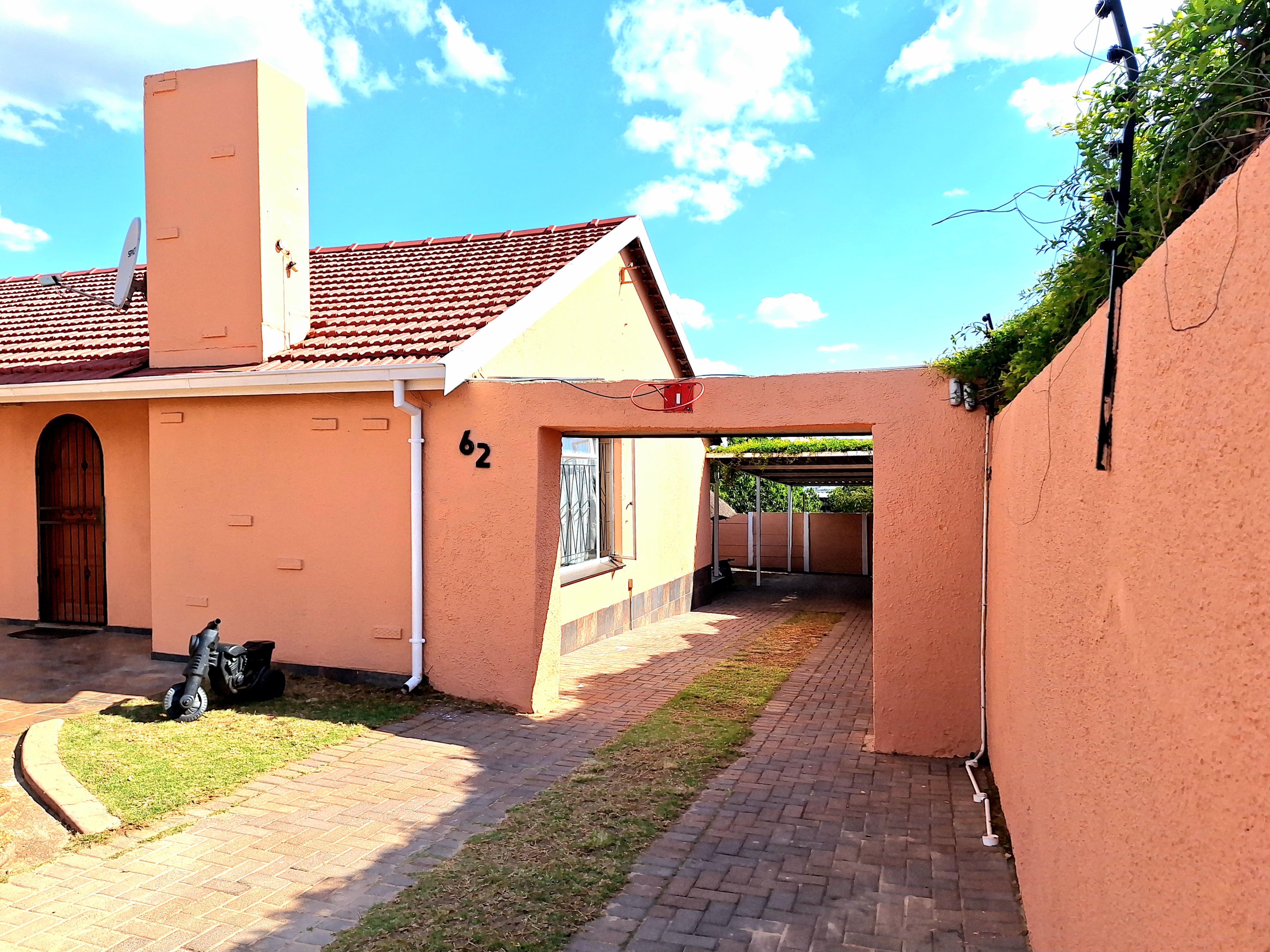 3 Bedroom Property for Sale in Sophiatown Gauteng