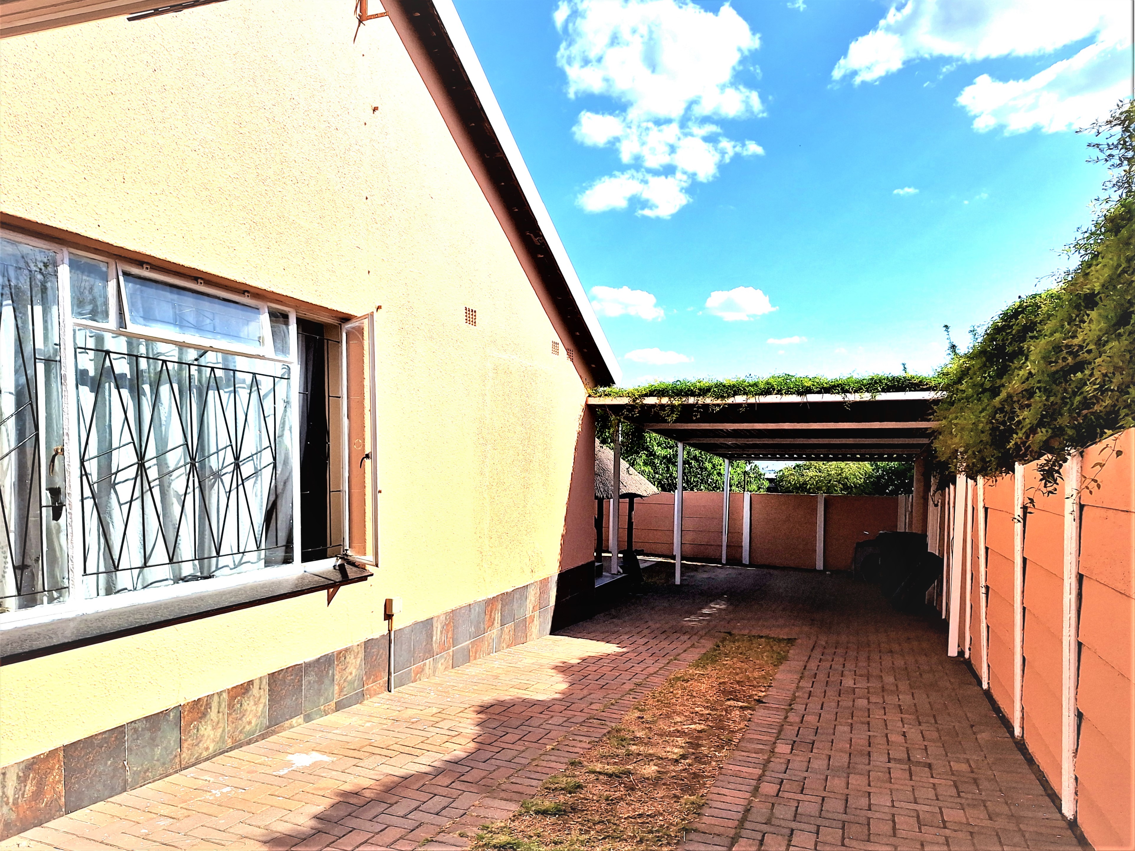 3 Bedroom Property for Sale in Sophiatown Gauteng