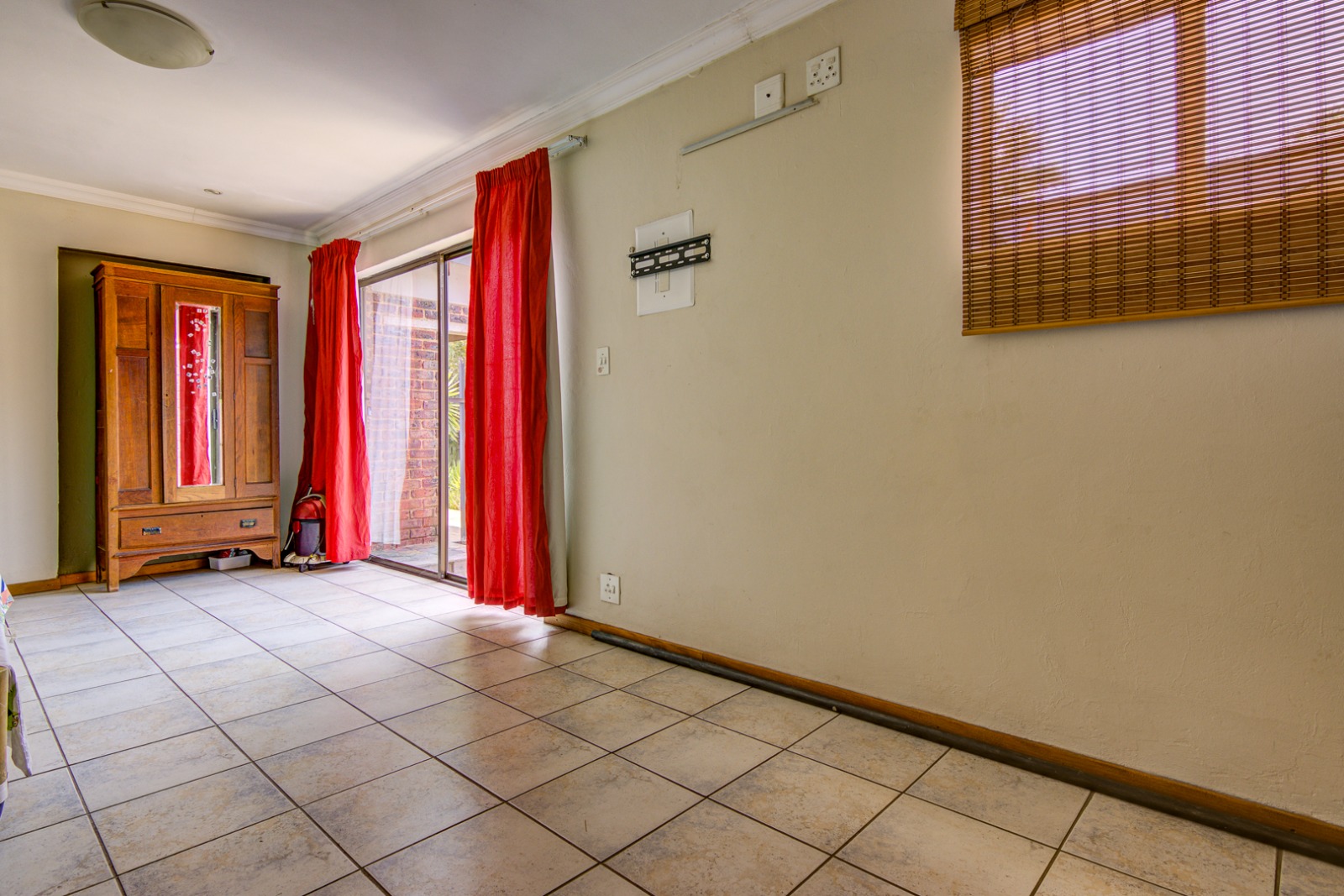 4 Bedroom Property for Sale in Aston Manor Gauteng