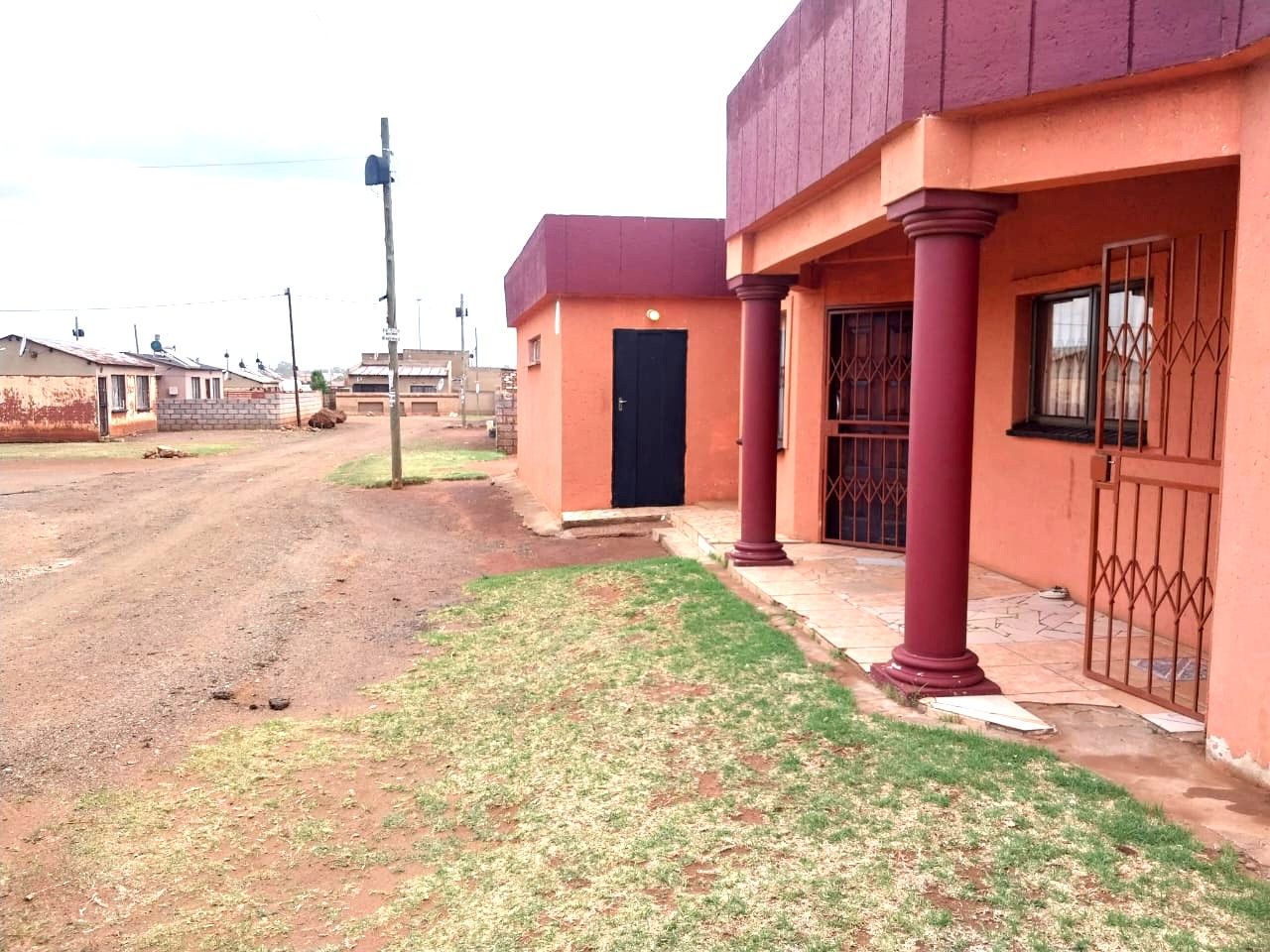 2 Bedroom Property for Sale in Kwenele Gauteng