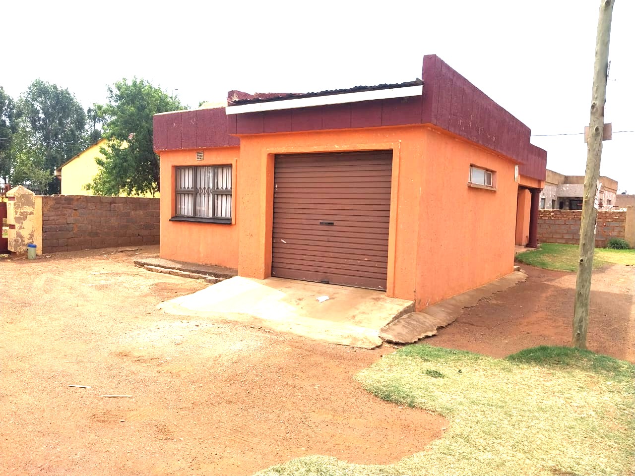 2 Bedroom Property for Sale in Kwenele Gauteng