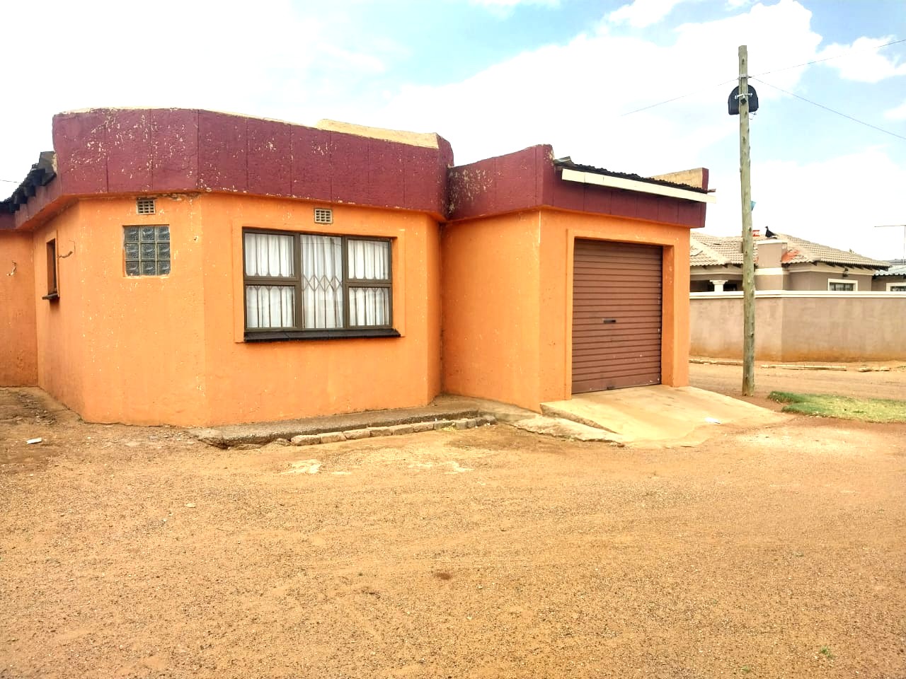 2 Bedroom Property for Sale in Kwenele Gauteng