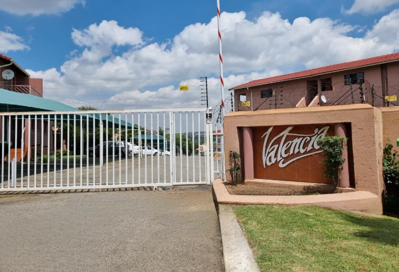 2 Bedroom Property for Sale in Winchester Hills Gauteng