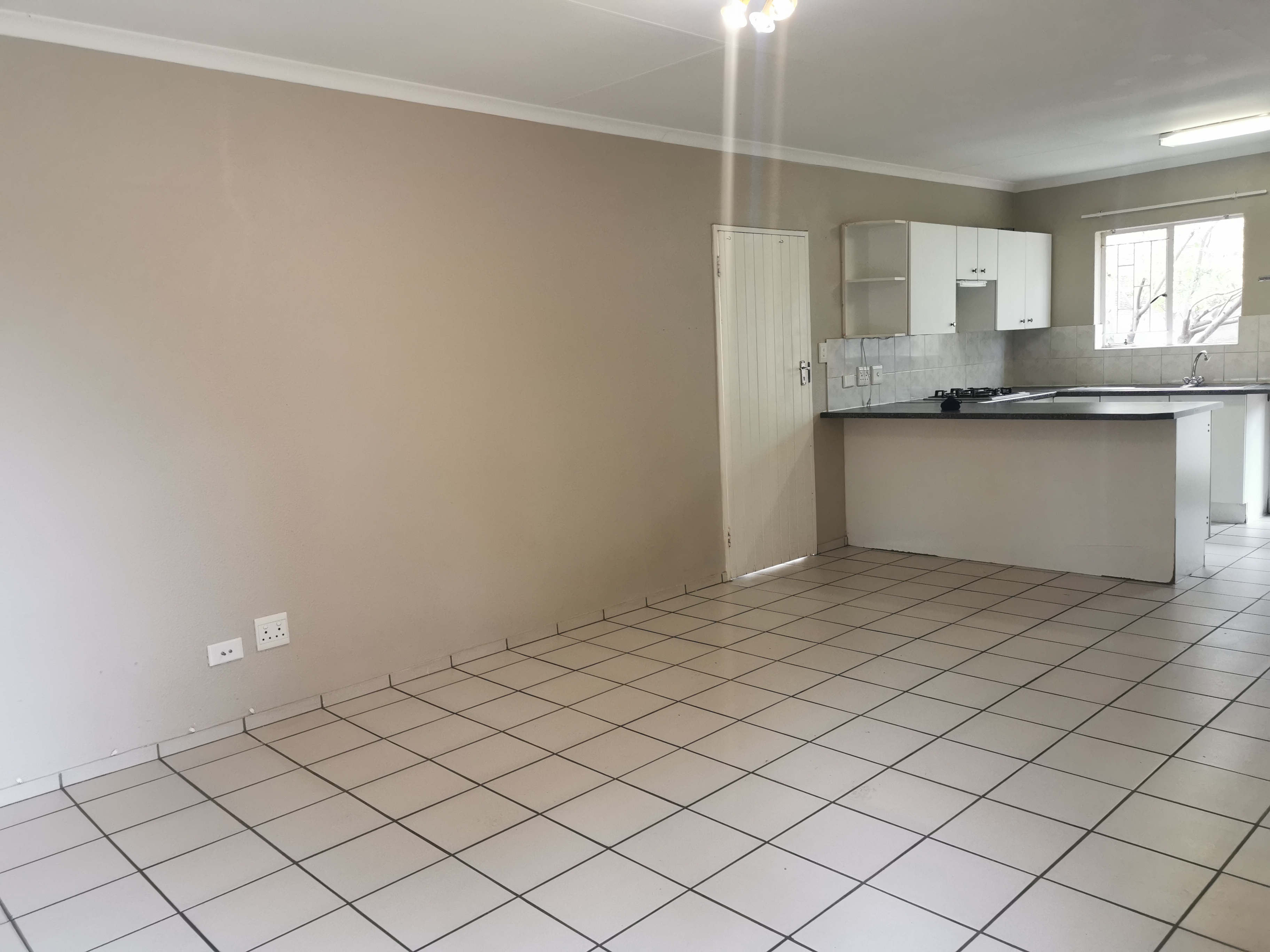 To Let 3 Bedroom Property for Rent in Honeydew Ridge Gauteng