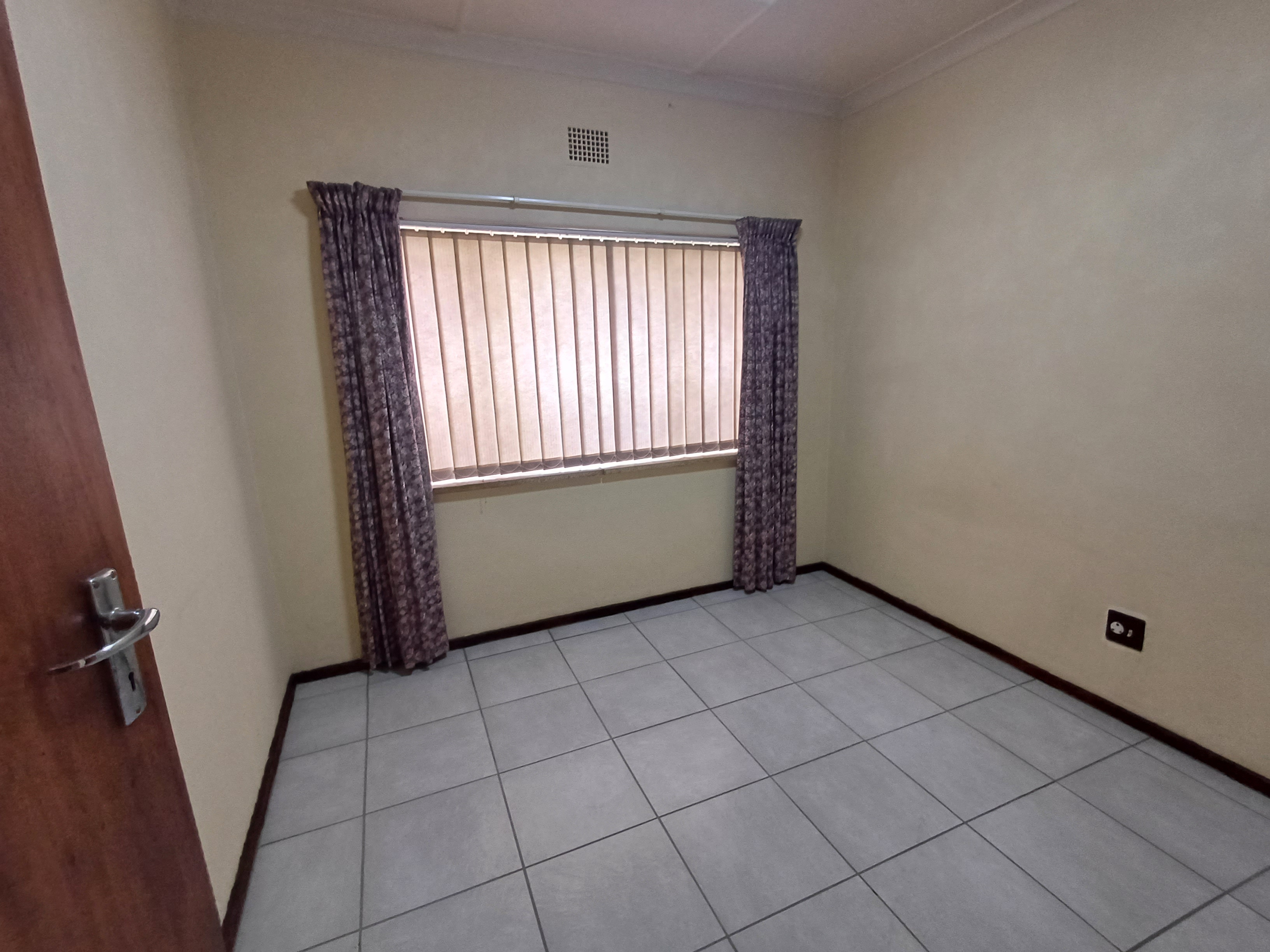 3 Bedroom Property for Sale in Montgomery Park Gauteng