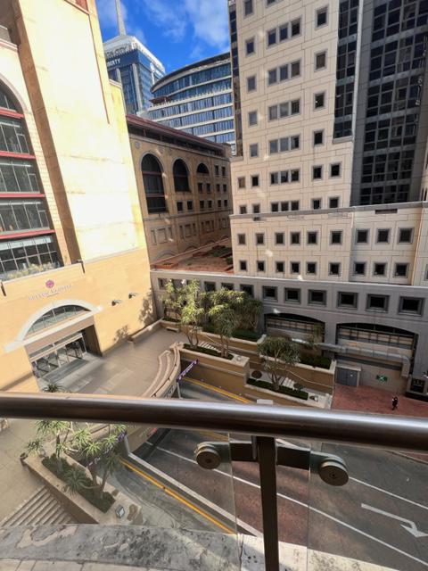 To Let 1 Bedroom Property for Rent in Sandton Central Gauteng