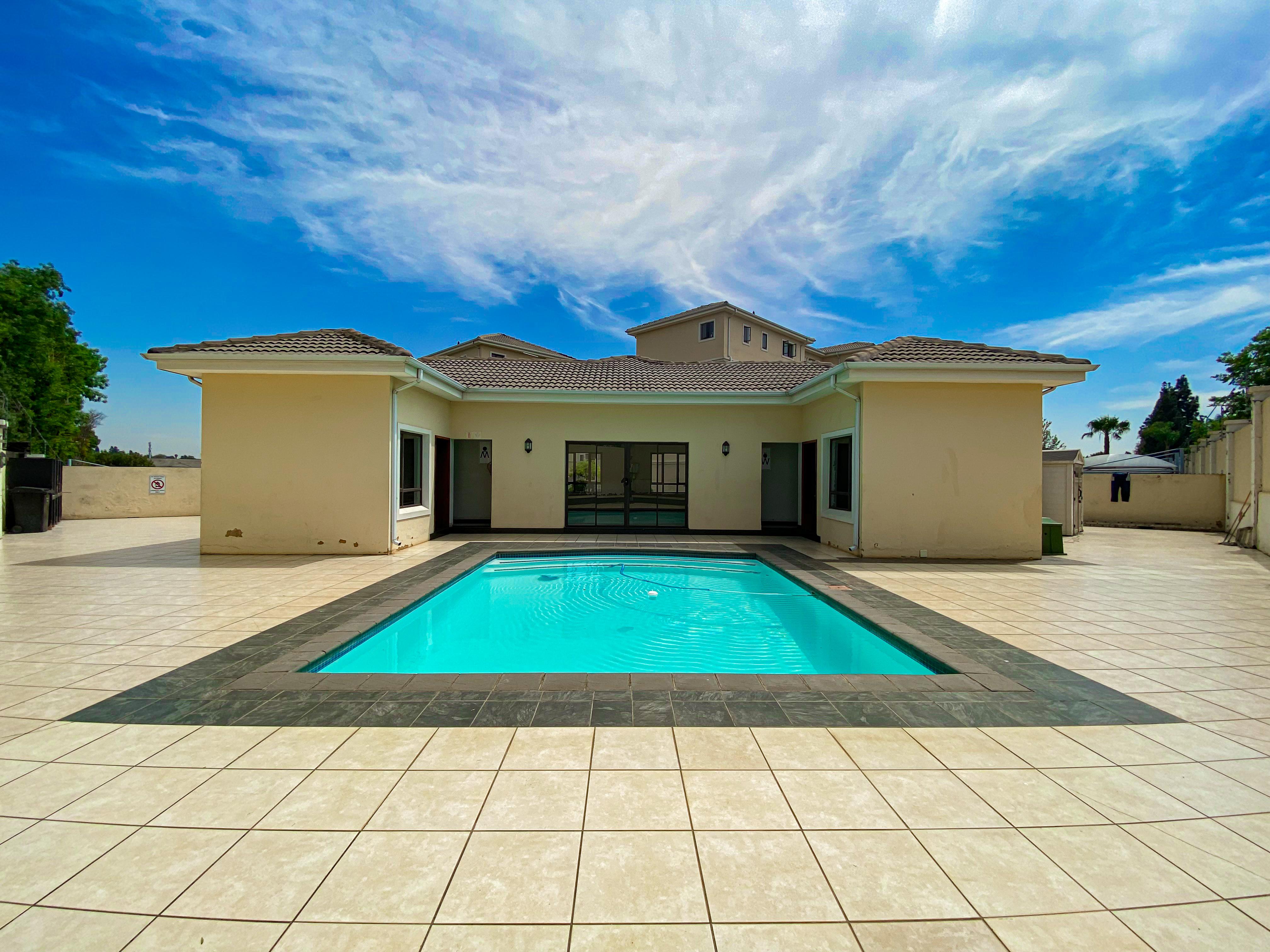 2 Bedroom Property for Sale in Noordwyk Gauteng