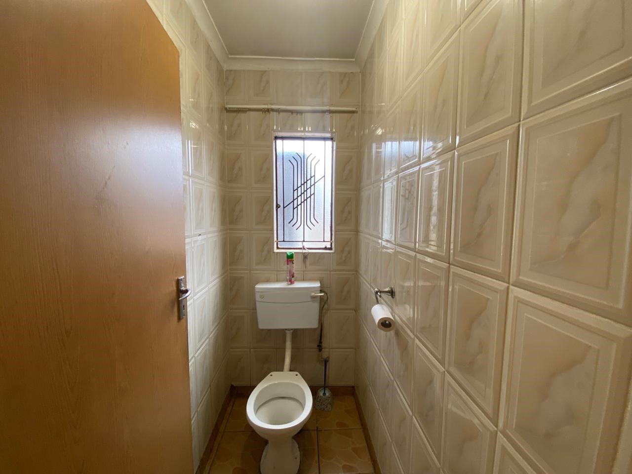 3 Bedroom Property for Sale in Lakeside Gauteng