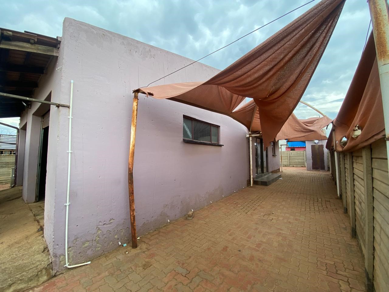 3 Bedroom Property for Sale in Lakeside Gauteng