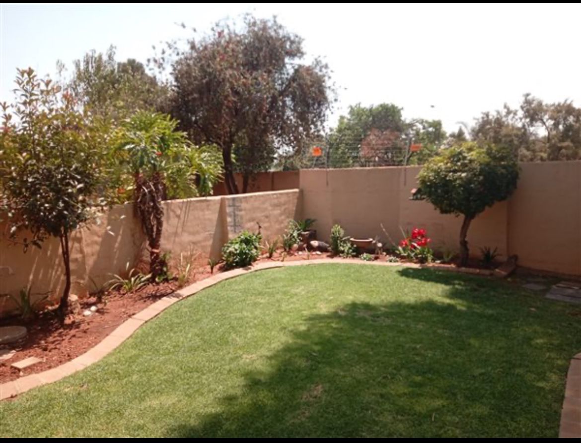 3 Bedroom Property for Sale in Aston Manor Gauteng