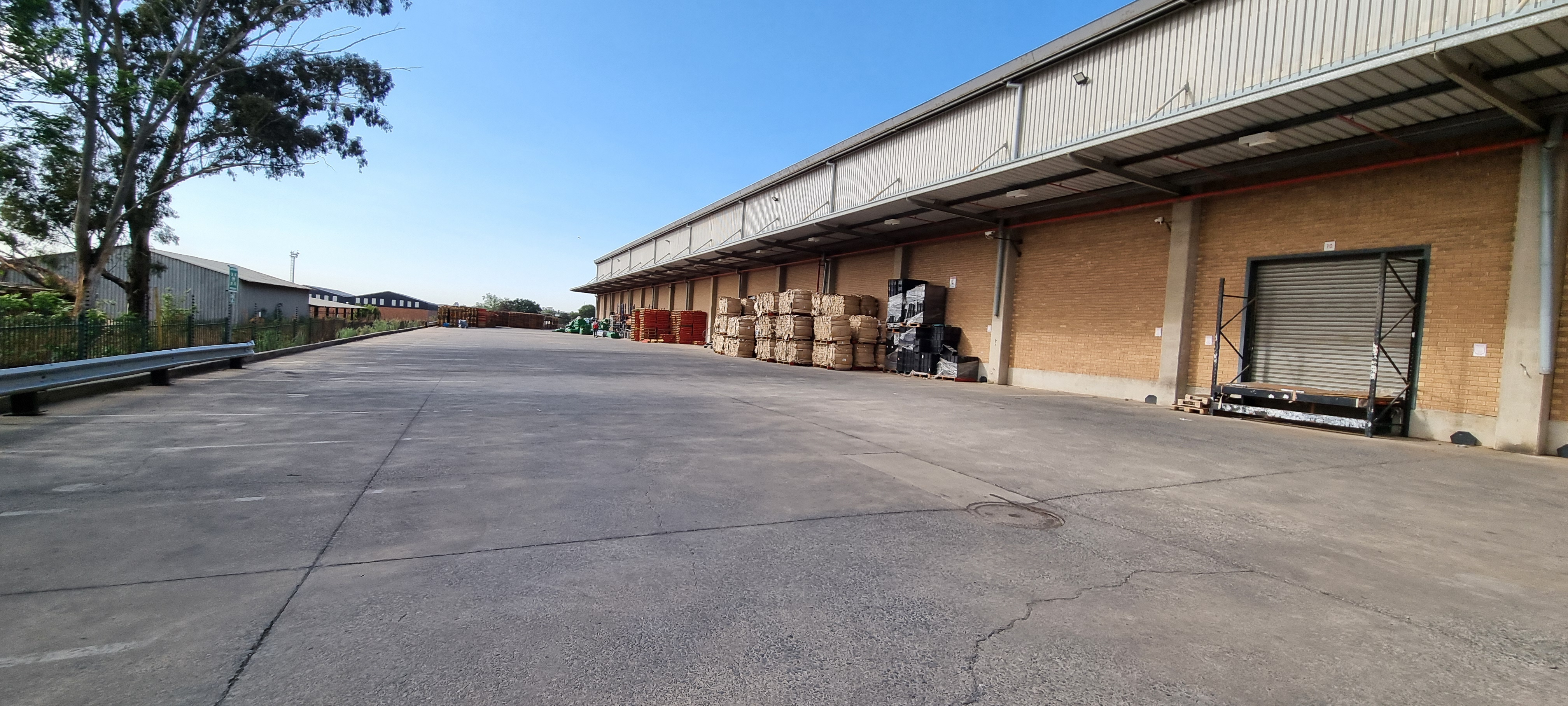 To Let commercial Property for Rent in Pomona AH Gauteng