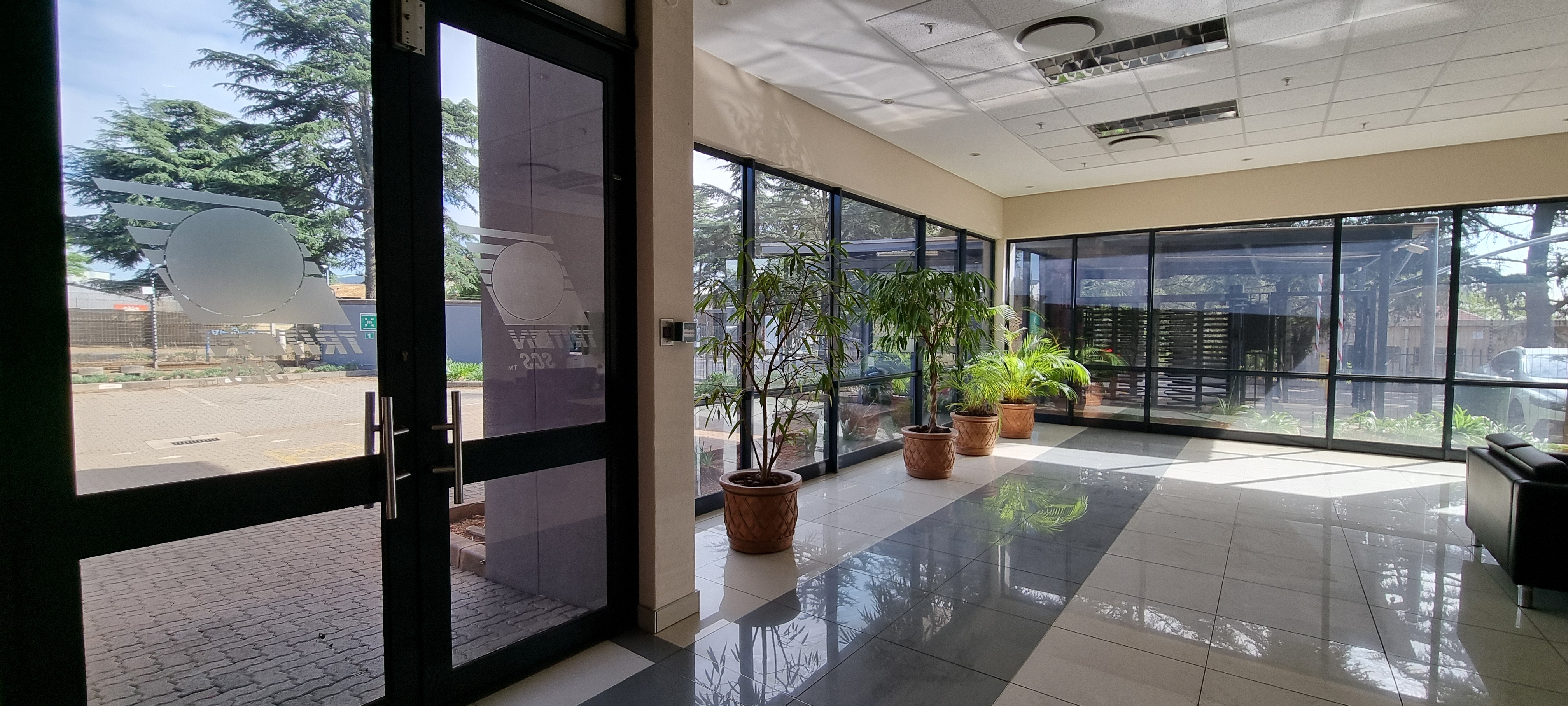 To Let commercial Property for Rent in Pomona AH Gauteng