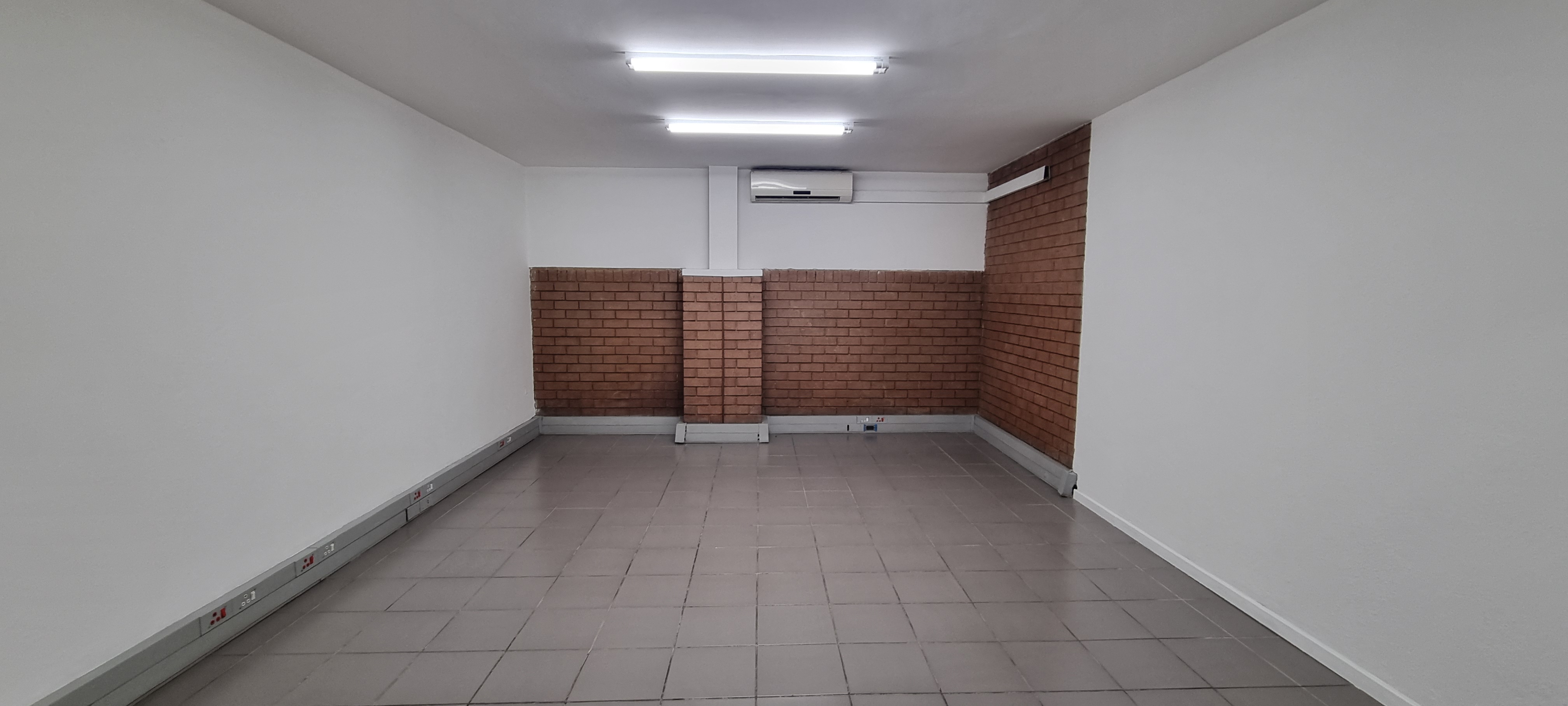 To Let commercial Property for Rent in Pomona Gauteng