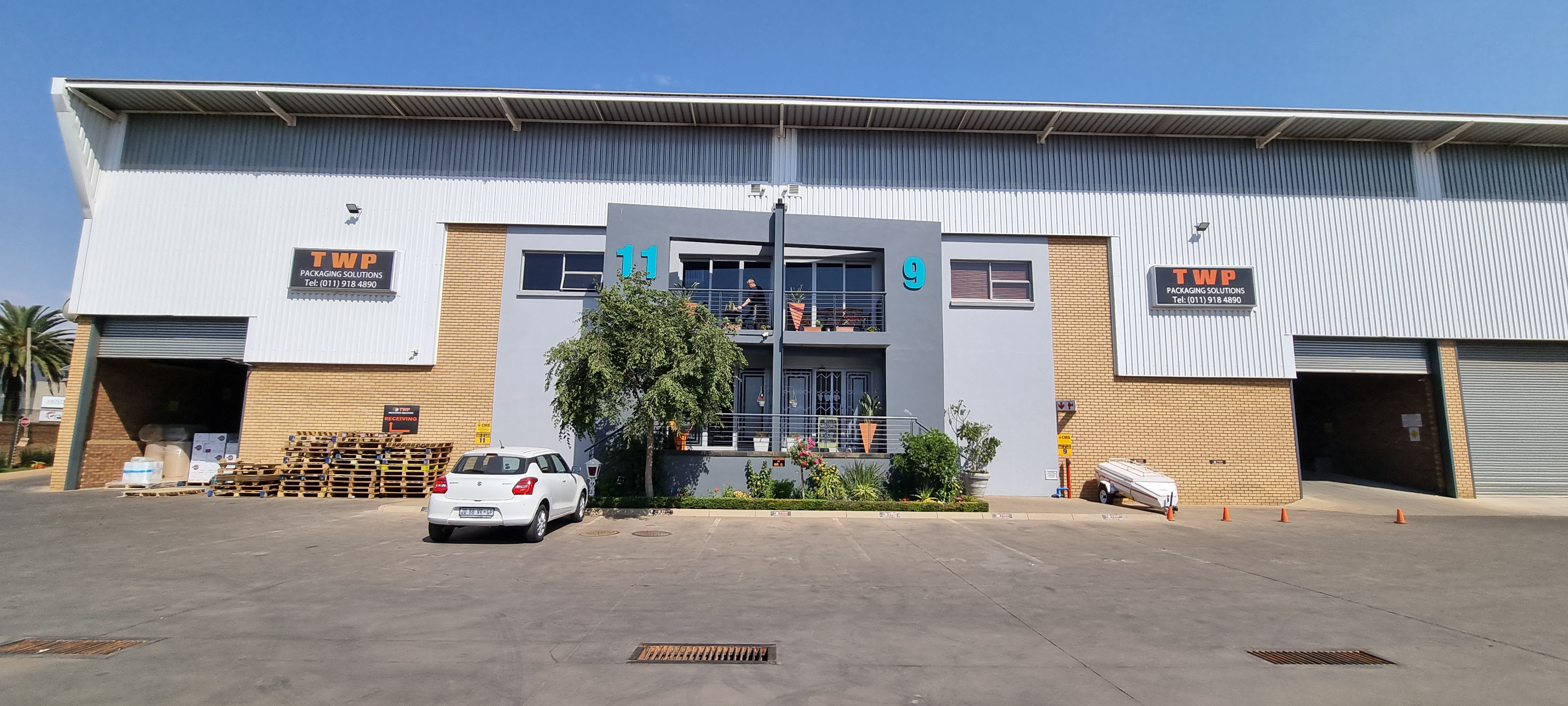 To Let commercial Property for Rent in Pomona Gauteng