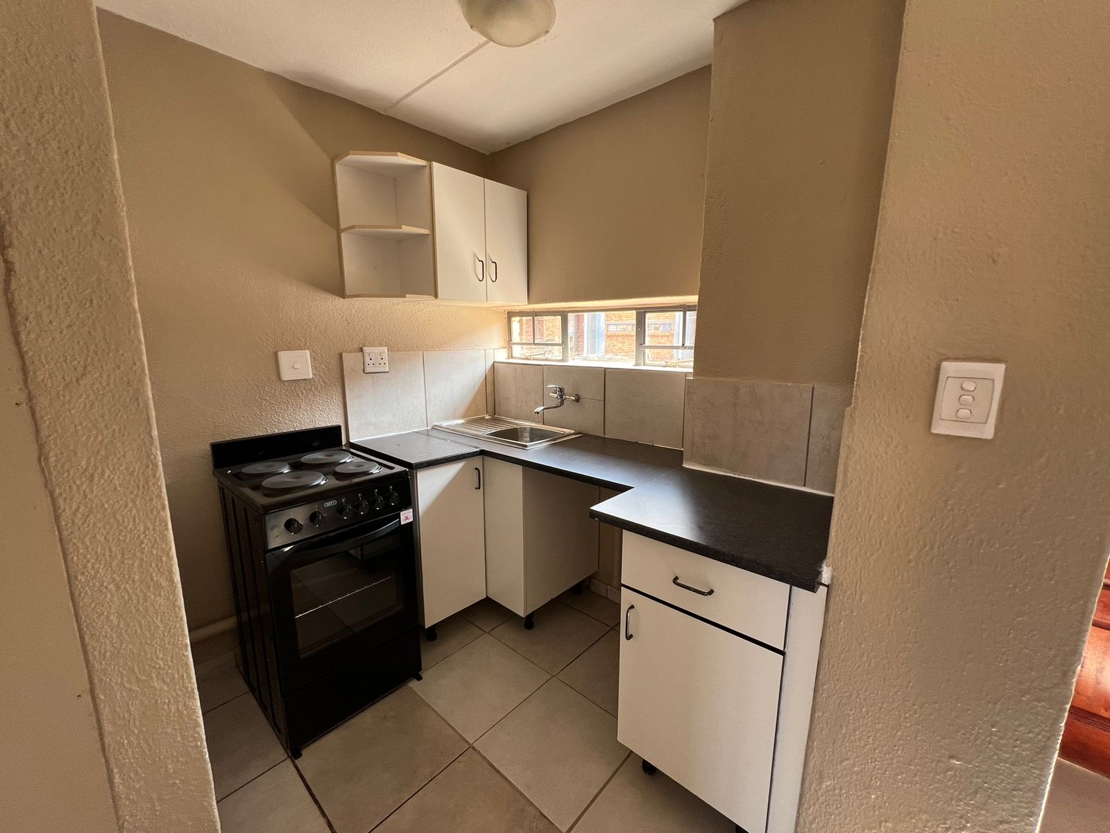 To Let 3 Bedroom Property for Rent in Windmill Park Gauteng