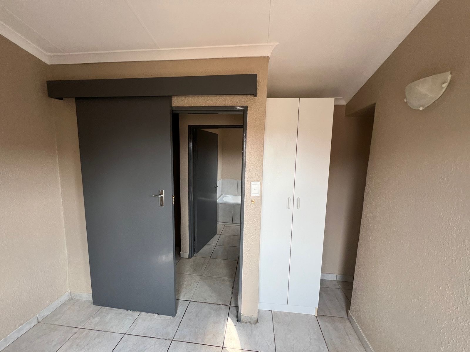 To Let 3 Bedroom Property for Rent in Windmill Park Gauteng