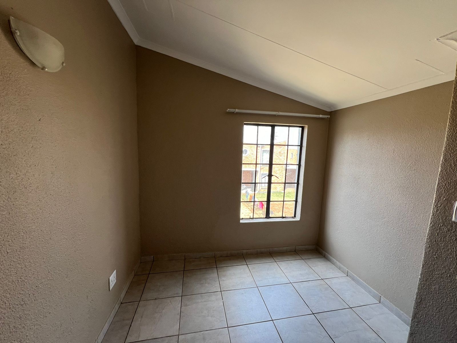 To Let 3 Bedroom Property for Rent in Windmill Park Gauteng