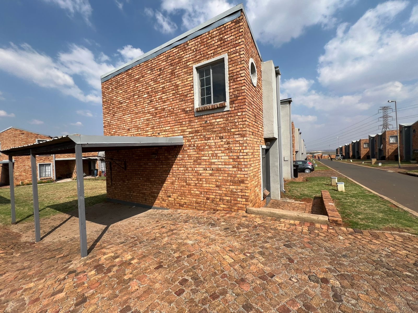 To Let 3 Bedroom Property for Rent in Windmill Park Gauteng