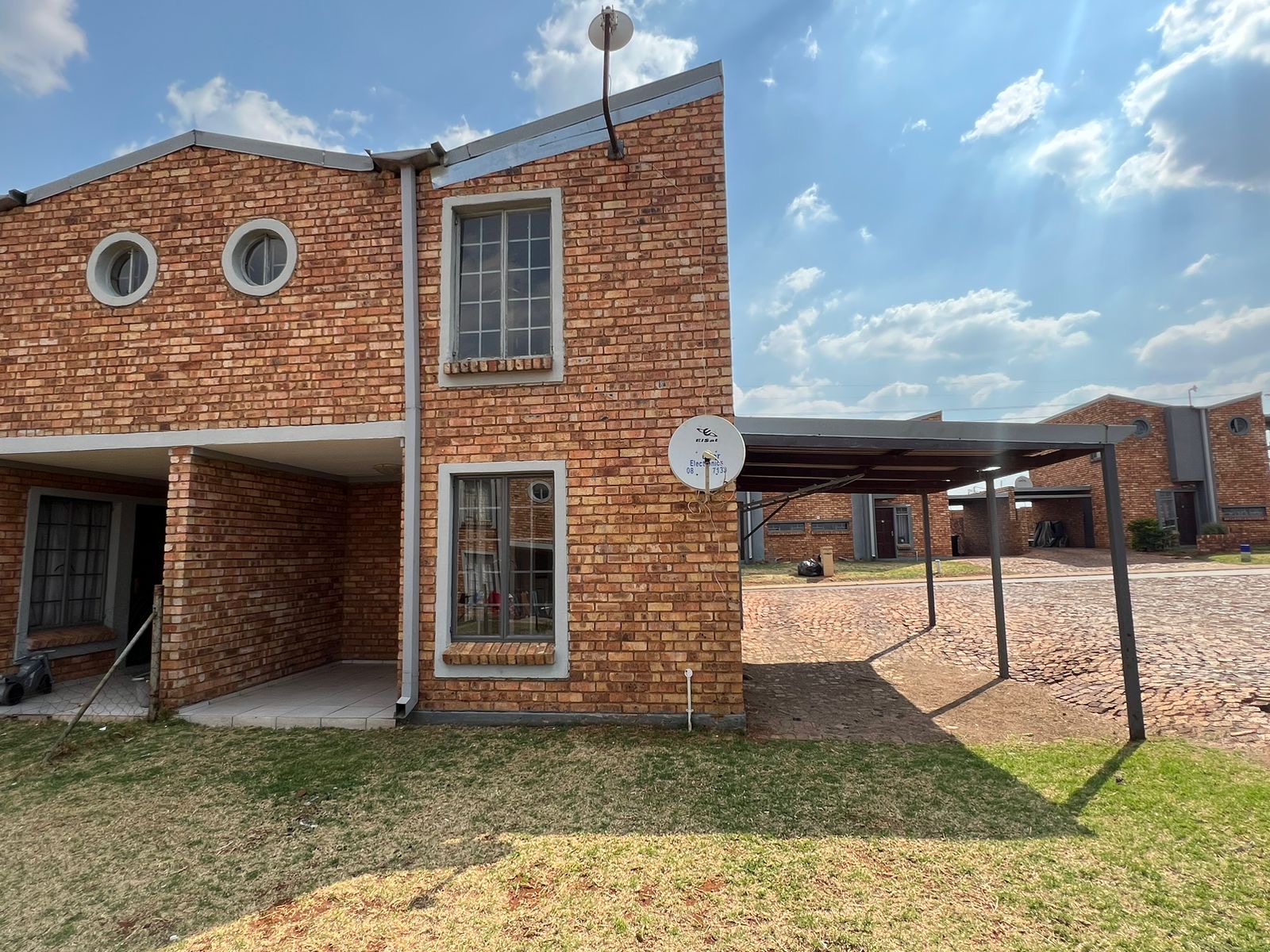 To Let 3 Bedroom Property for Rent in Windmill Park Gauteng