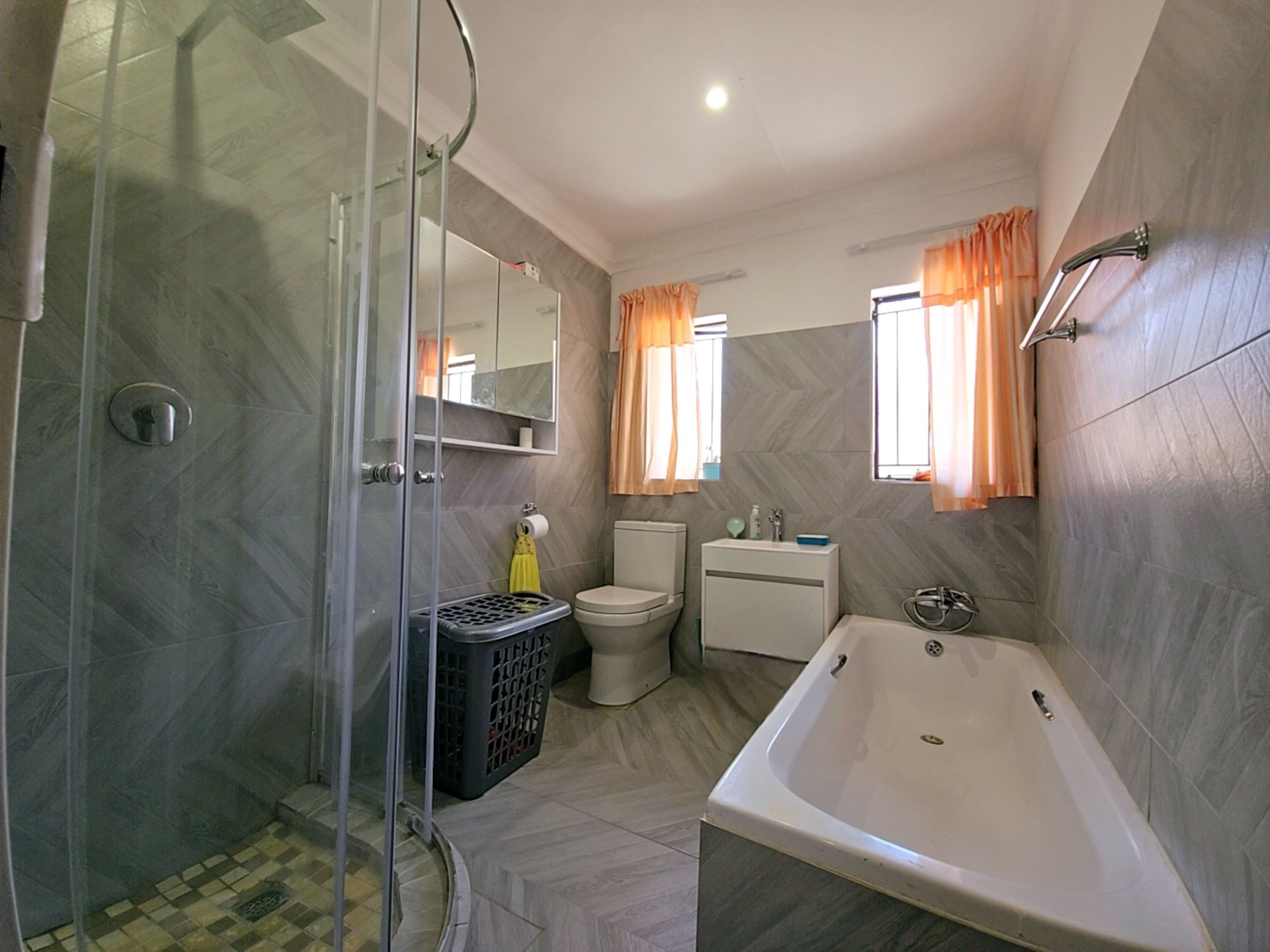 3 Bedroom Property for Sale in Annlin Gauteng