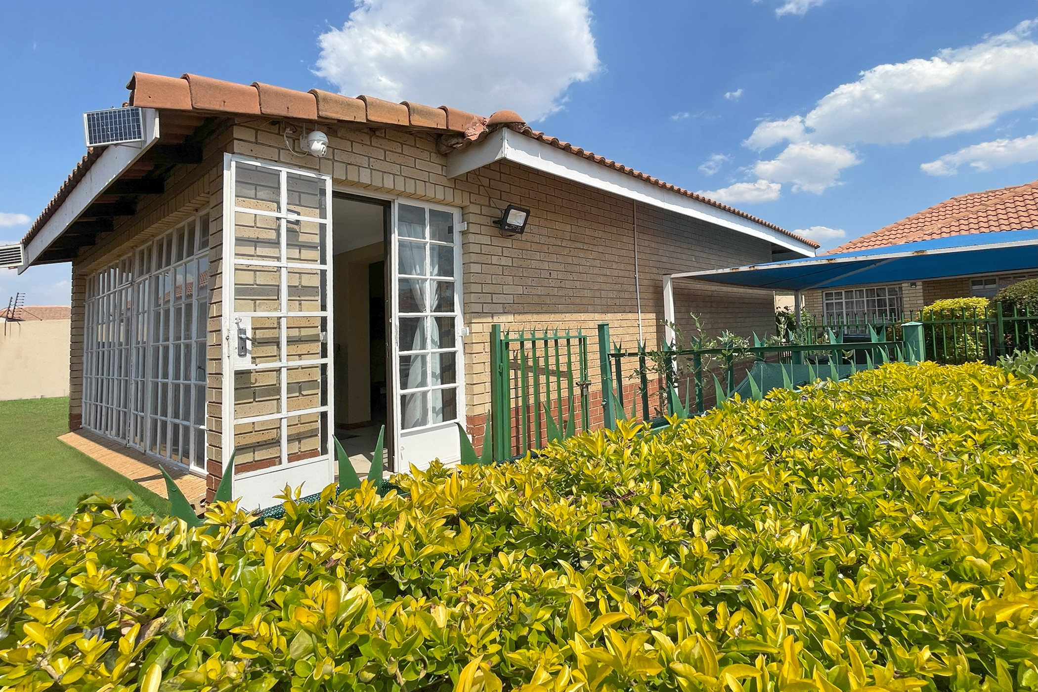 2 Bedroom Property for Sale in Noordwyk Gauteng