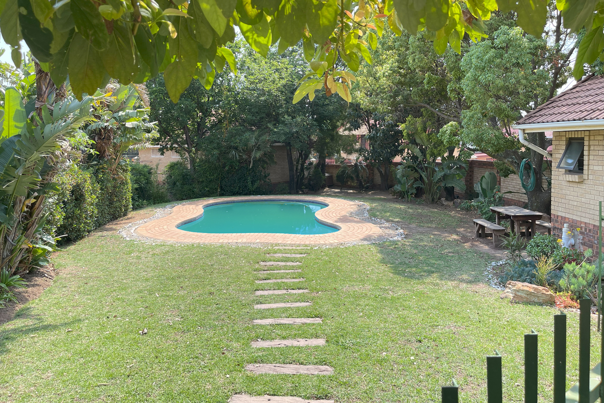 2 Bedroom Property for Sale in Noordwyk Gauteng