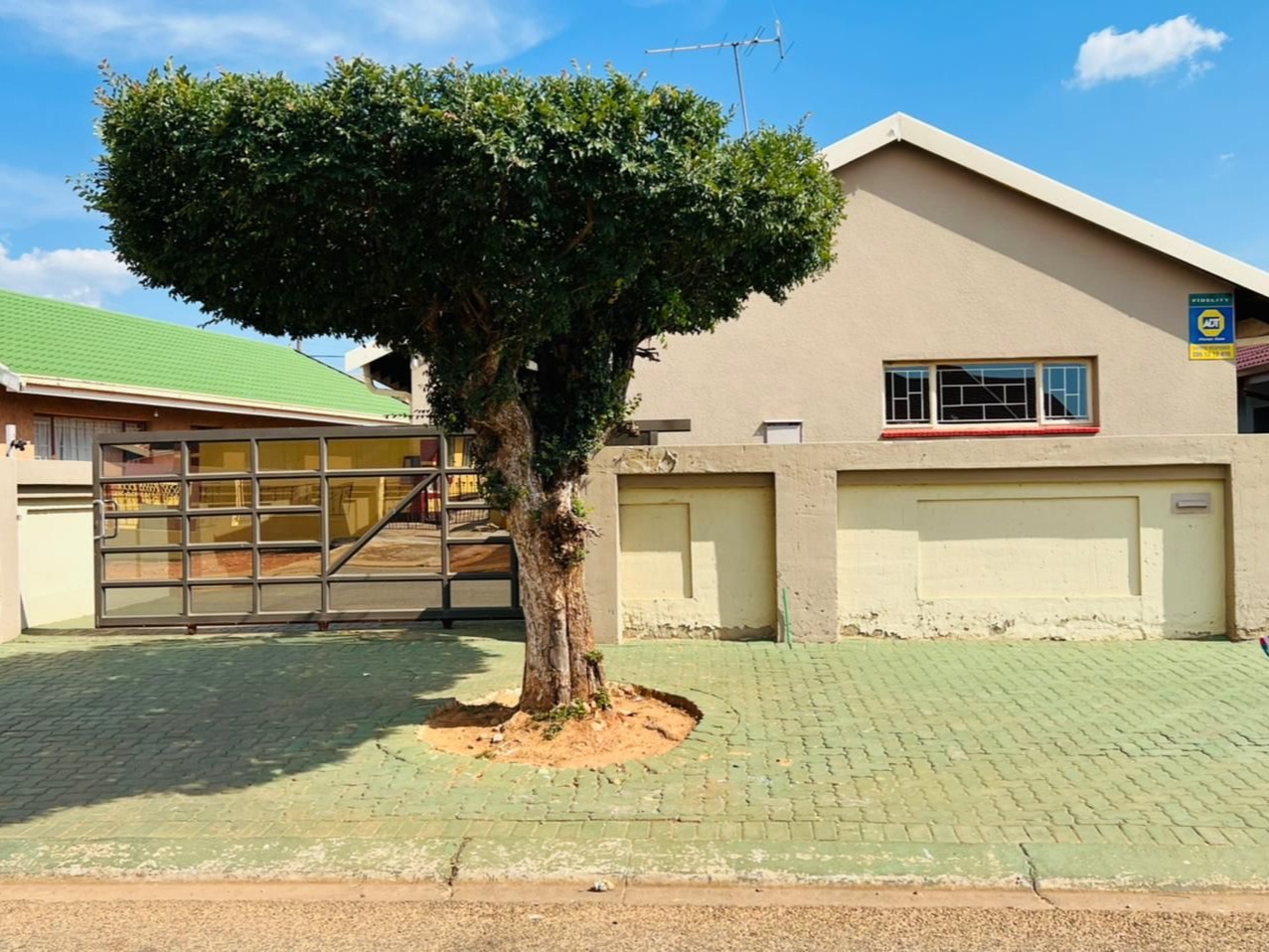 3 Bedroom Property for Sale in Sebokeng Zone 14 Gauteng