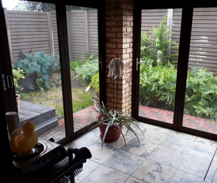 3 Bedroom Property for Sale in Mantevrede Gauteng