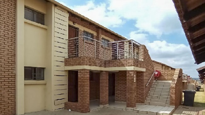 2 Bedroom Property for Sale in Noordwyk Gauteng