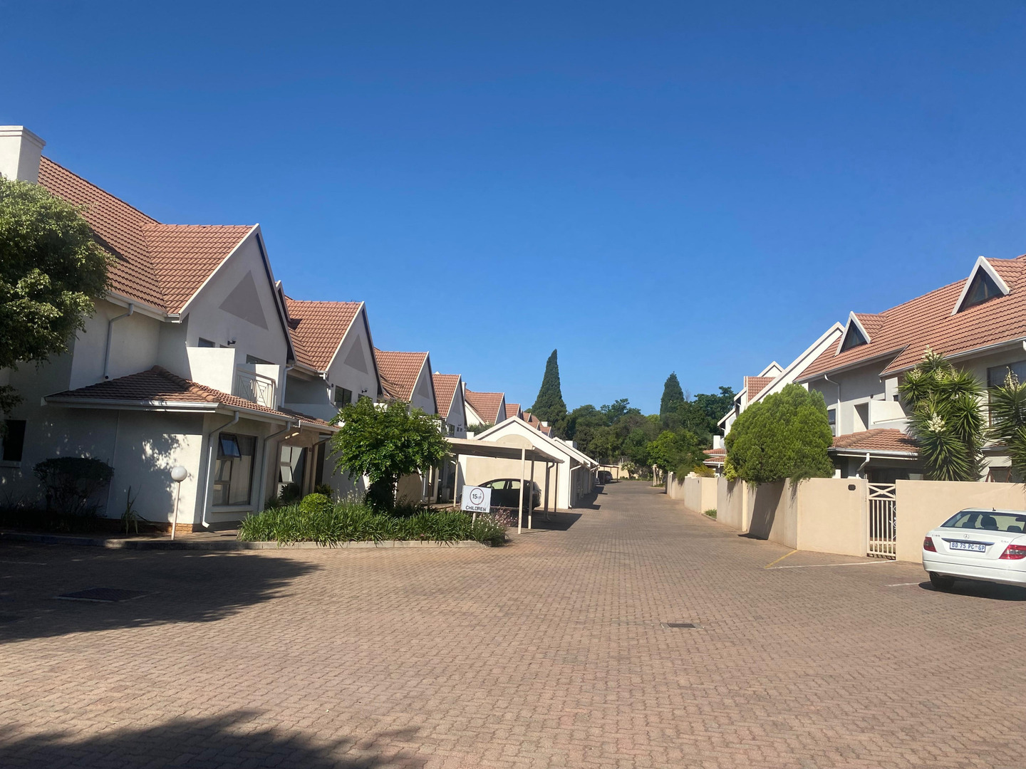 2 Bedroom Property for Sale in Glen Atholl Gauteng