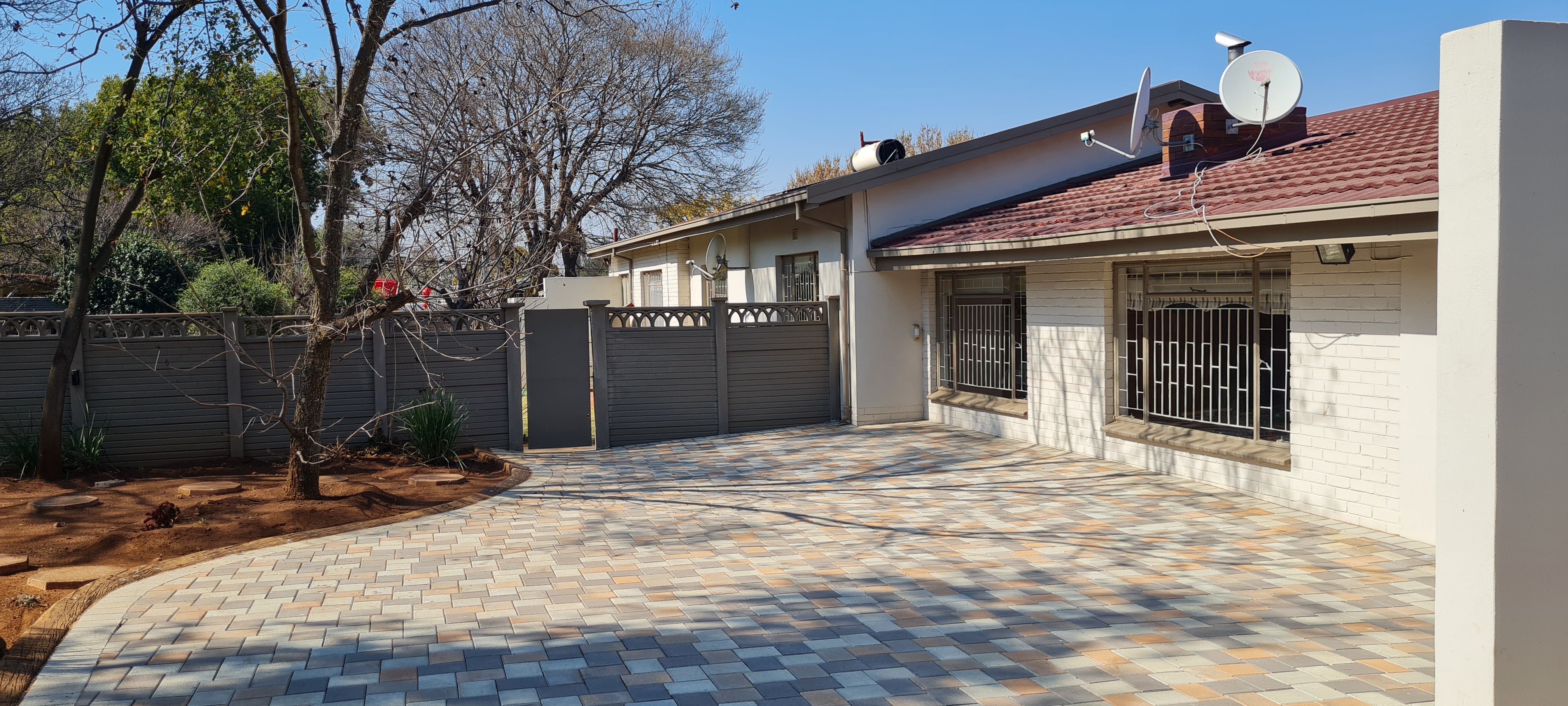 4 Bedroom Property for Sale in Valhalla Gauteng