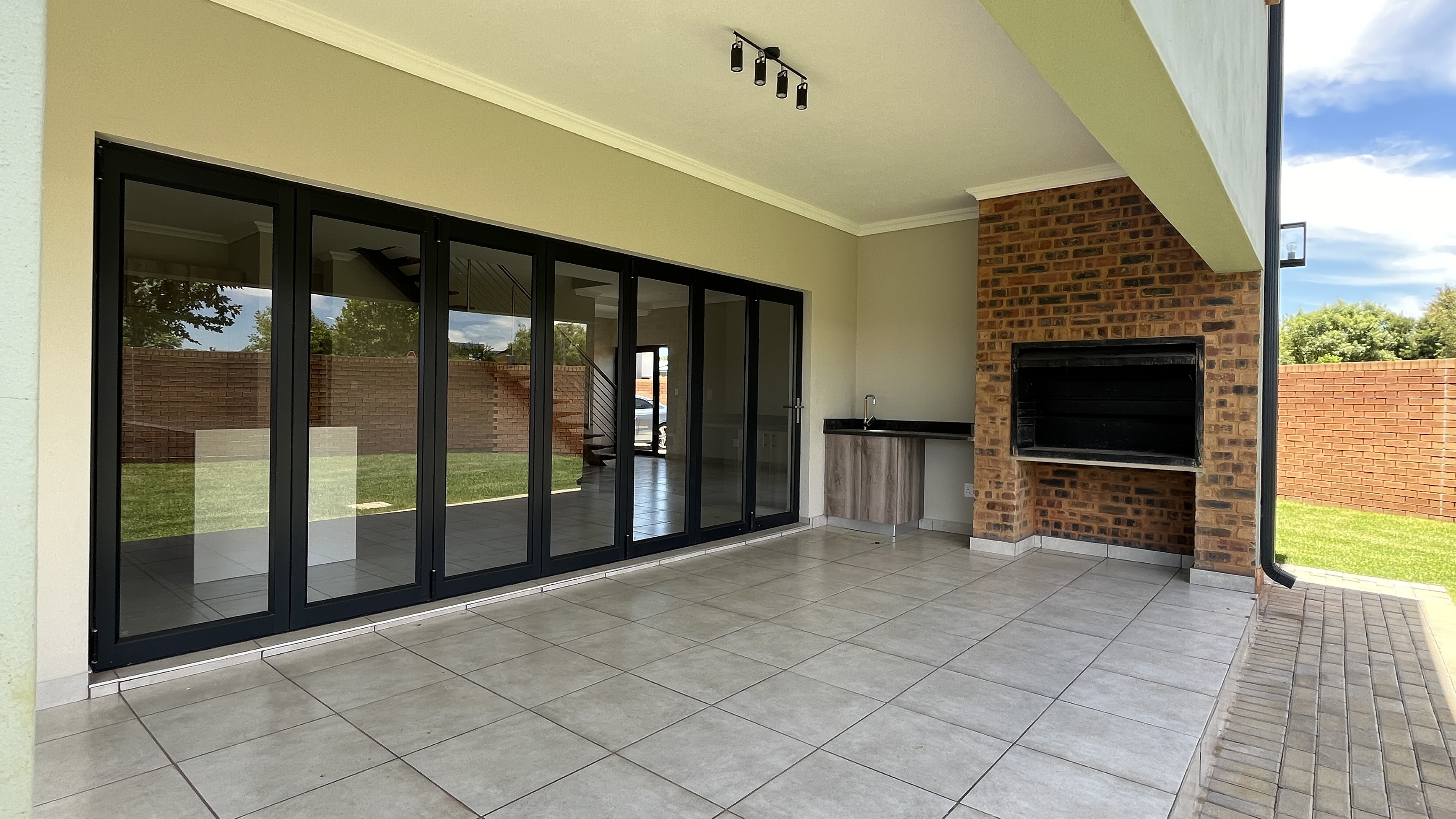 4 Bedroom Property for Sale in Six Fountains Residential Estate Gauteng