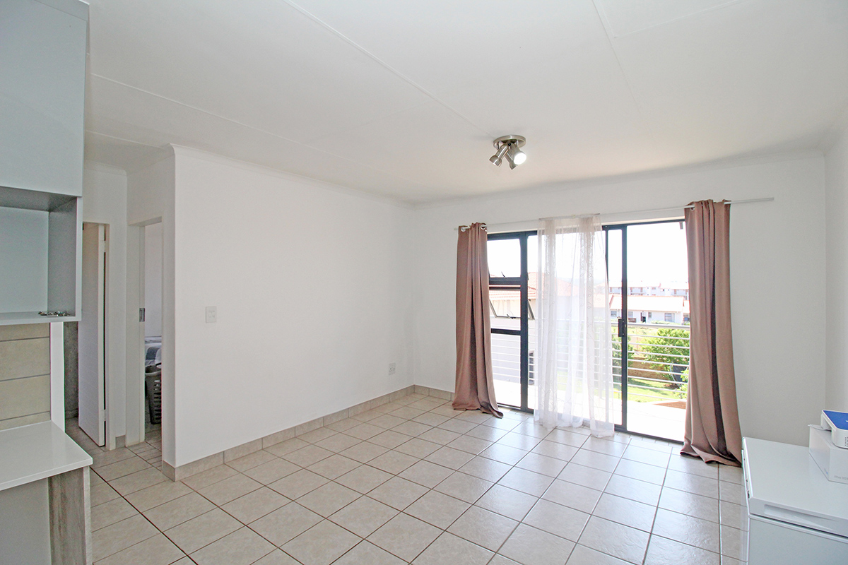 2 Bedroom Property for Sale in Monavoni Gauteng