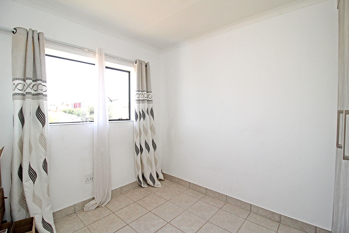 2 Bedroom Property for Sale in Monavoni Gauteng