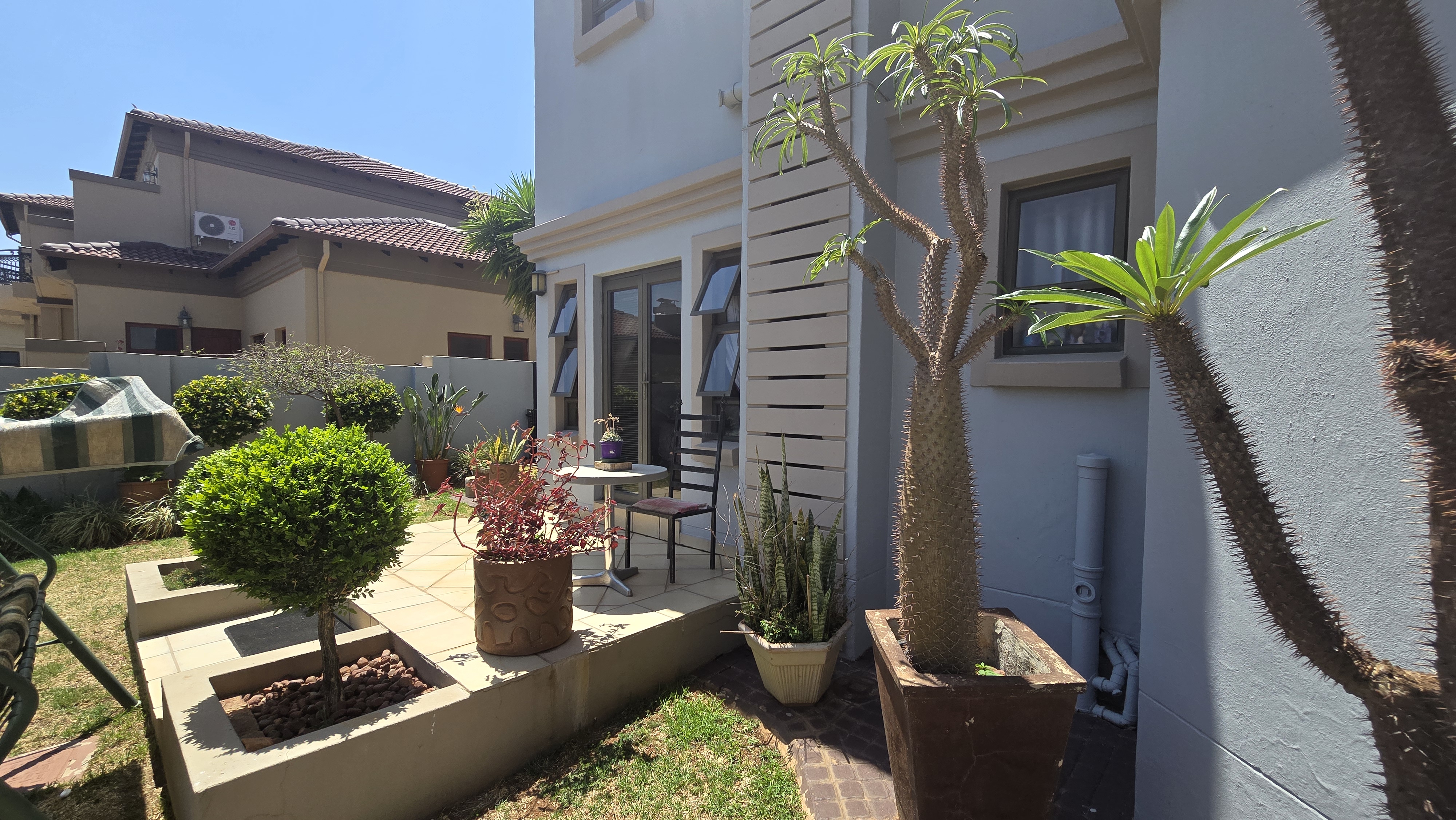 6 Bedroom Property for Sale in The Wilds Gauteng