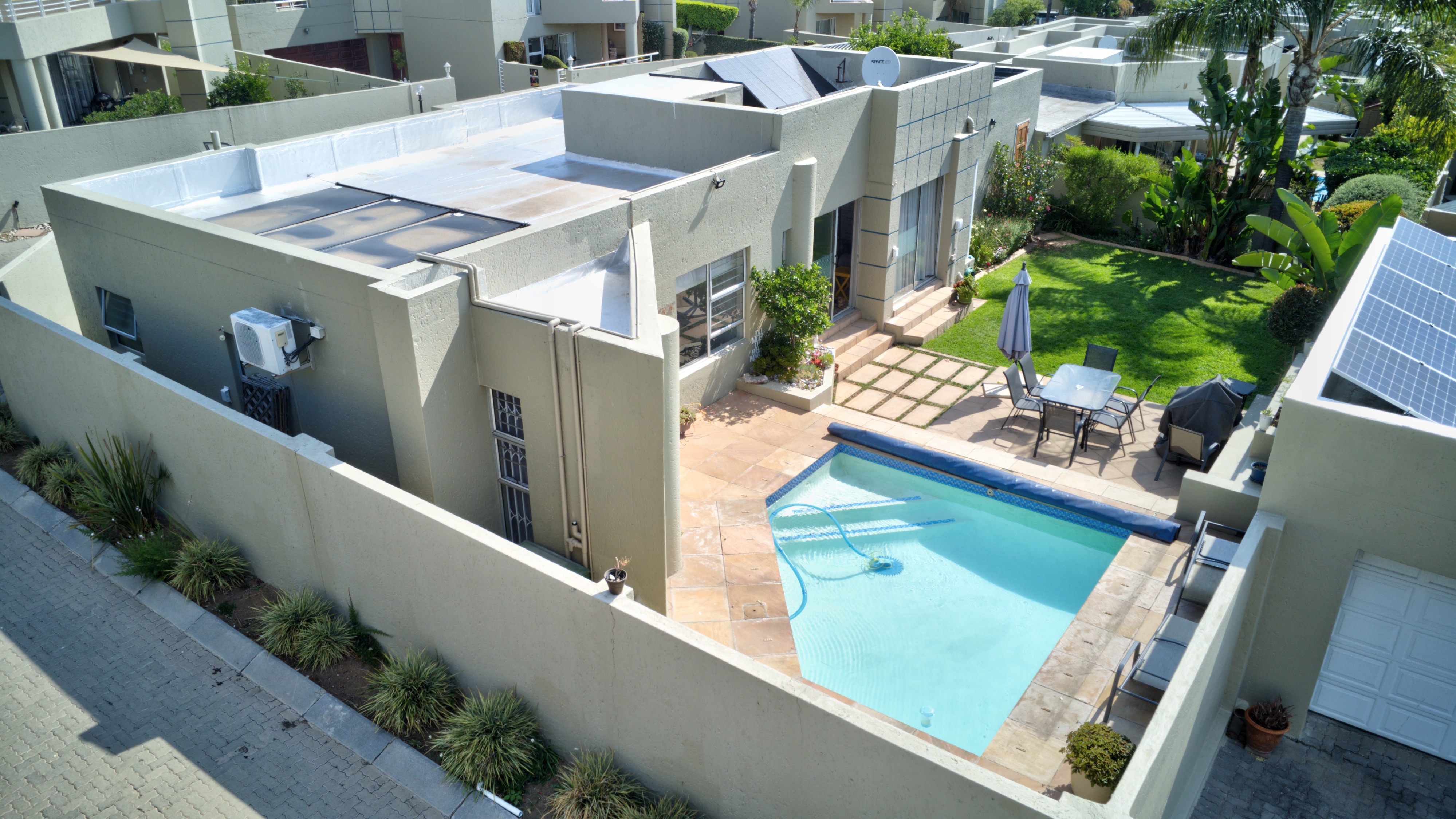 2 Bedroom Property for Sale in Sunninghill Gauteng