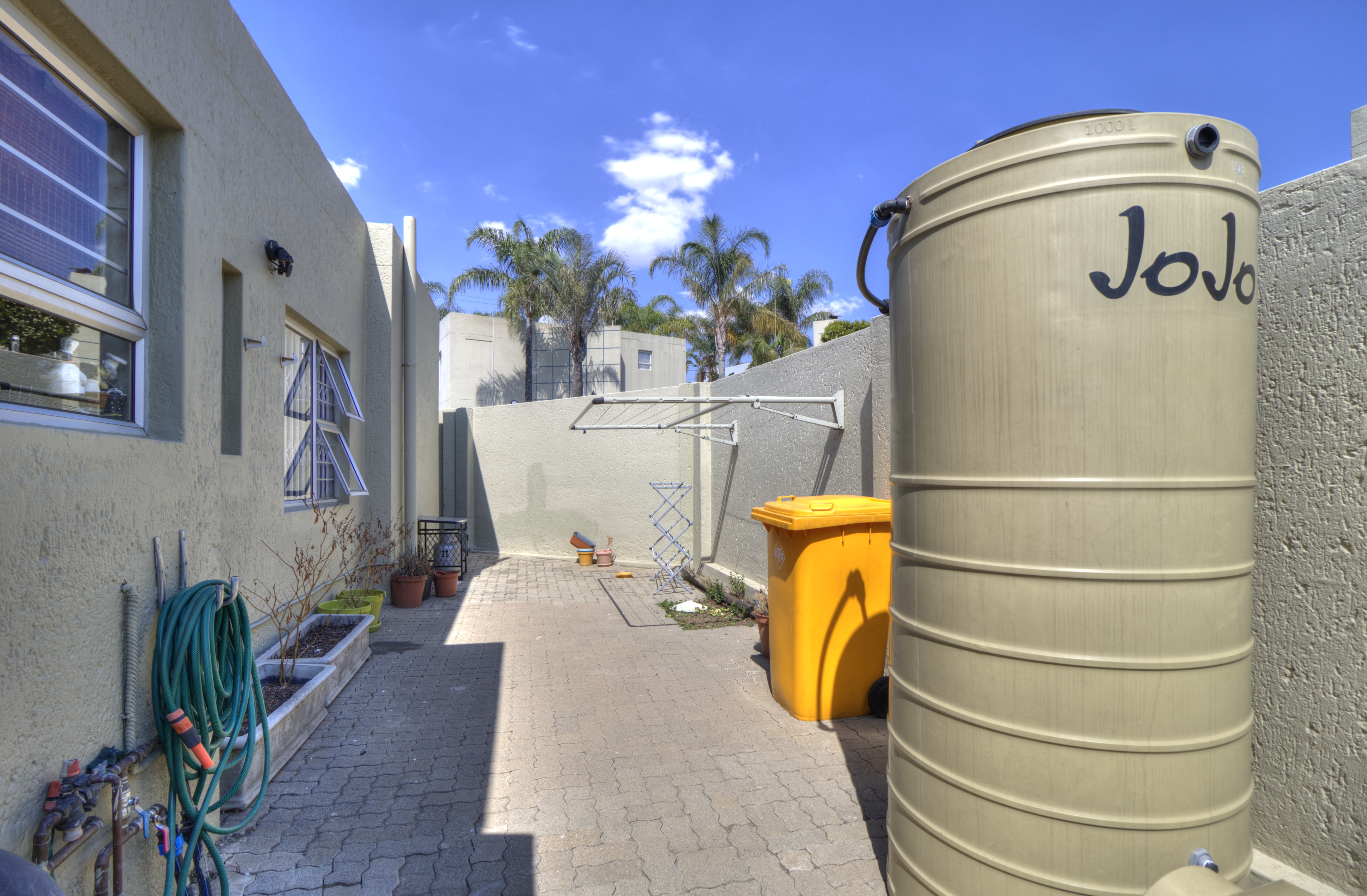 2 Bedroom Property for Sale in Sunninghill Gauteng