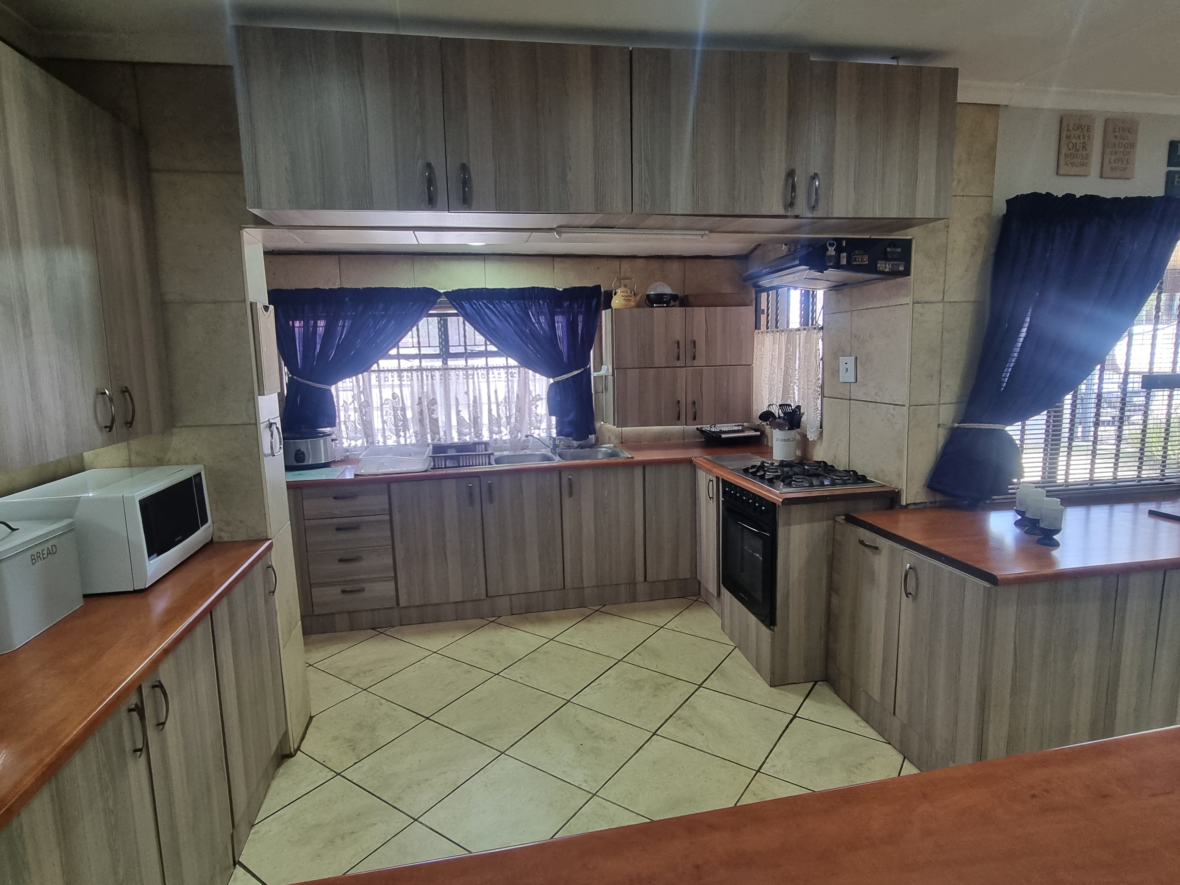 3 Bedroom Property for Sale in Mayberry Park Gauteng