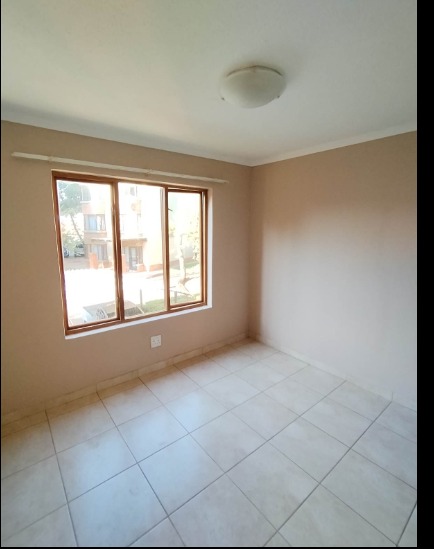 2 Bedroom Property for Sale in Montana Gauteng