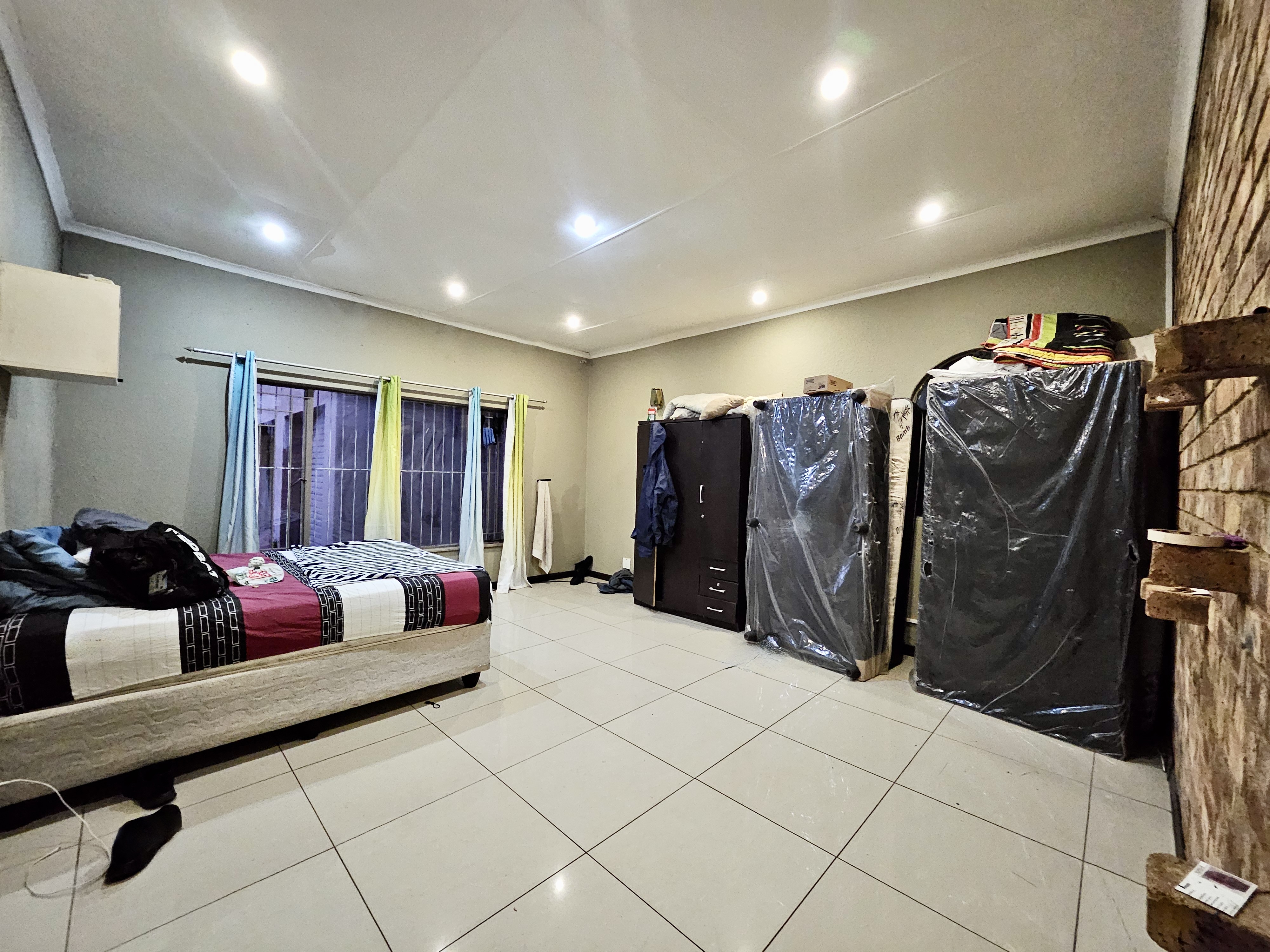 To Let 6 Bedroom Property for Rent in Norkem Park Gauteng