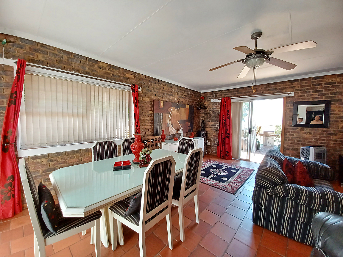 3 Bedroom Property for Sale in Vanderbijlpark SE 4 Gauteng