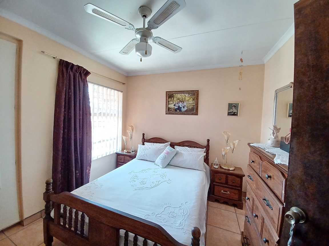 3 Bedroom Property for Sale in Vanderbijlpark SE 4 Gauteng