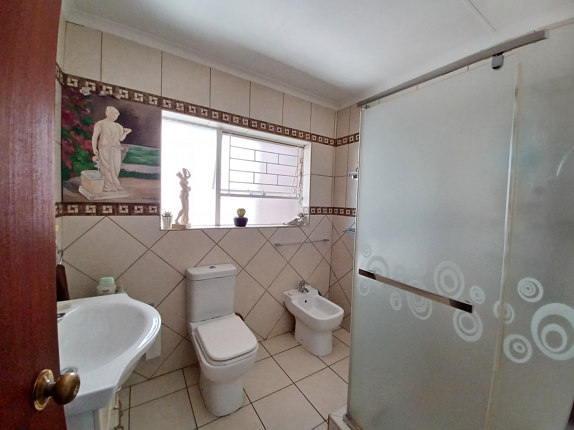 3 Bedroom Property for Sale in Vanderbijlpark SE 4 Gauteng