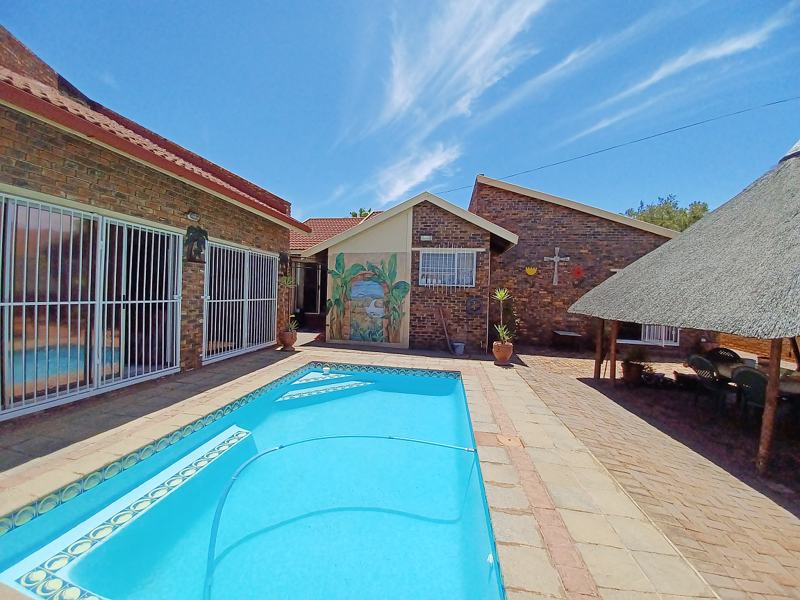 3 Bedroom Property for Sale in Vanderbijlpark SE 4 Gauteng